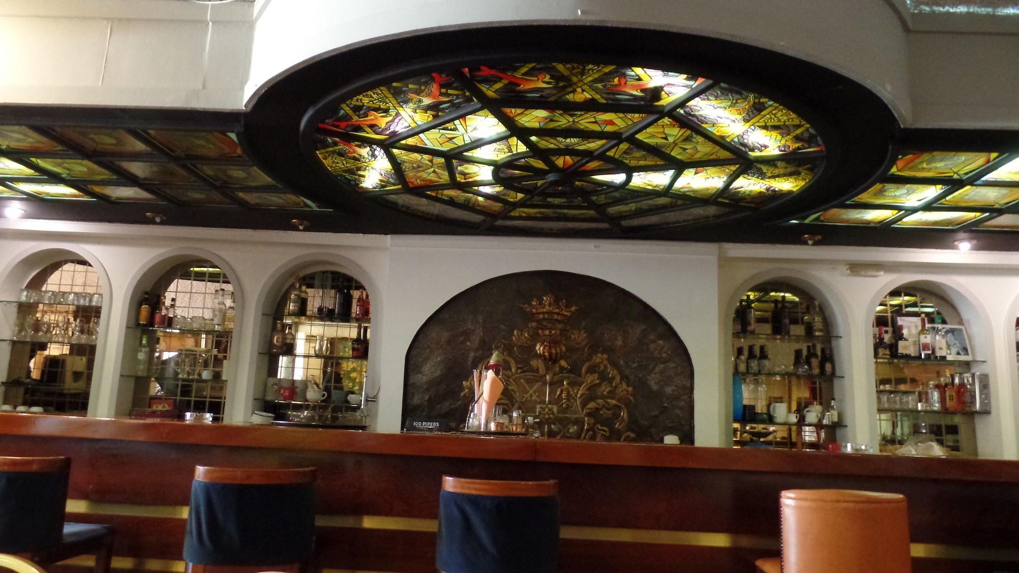 Bar/Salón Cavo D'Oro Hotel