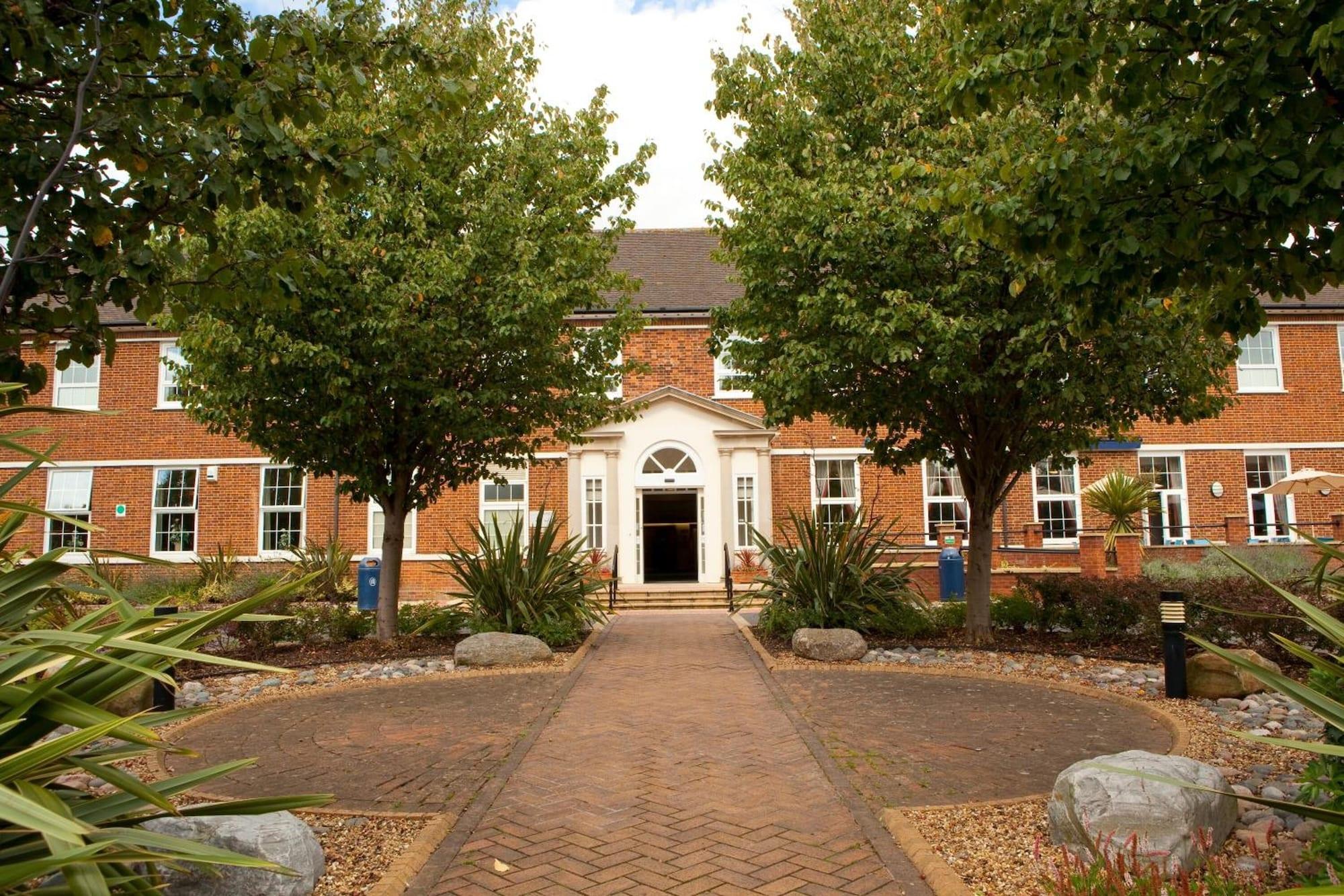 Vista Exterior Mitchell Hall