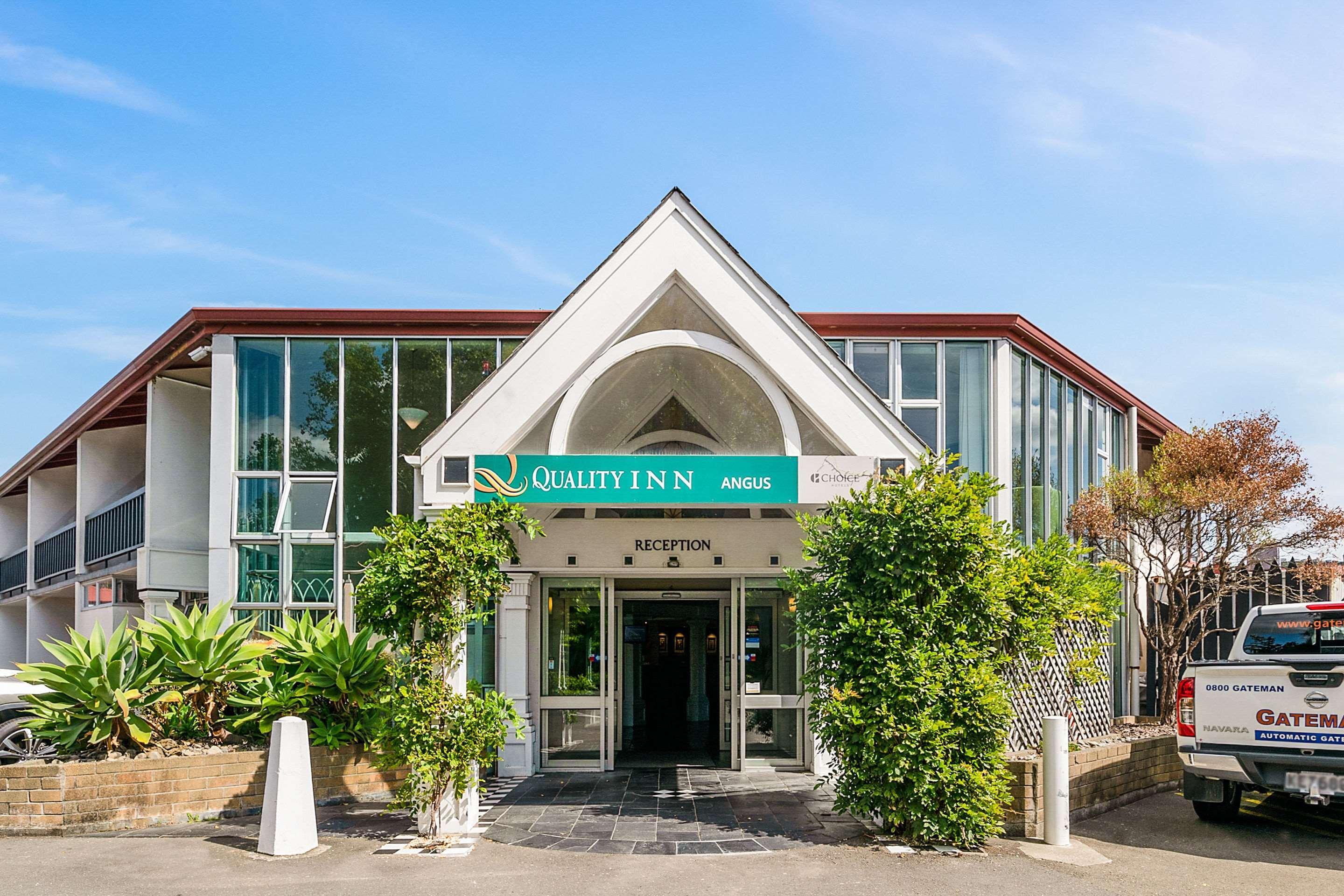 Vista Exterior Quality Inn Angus