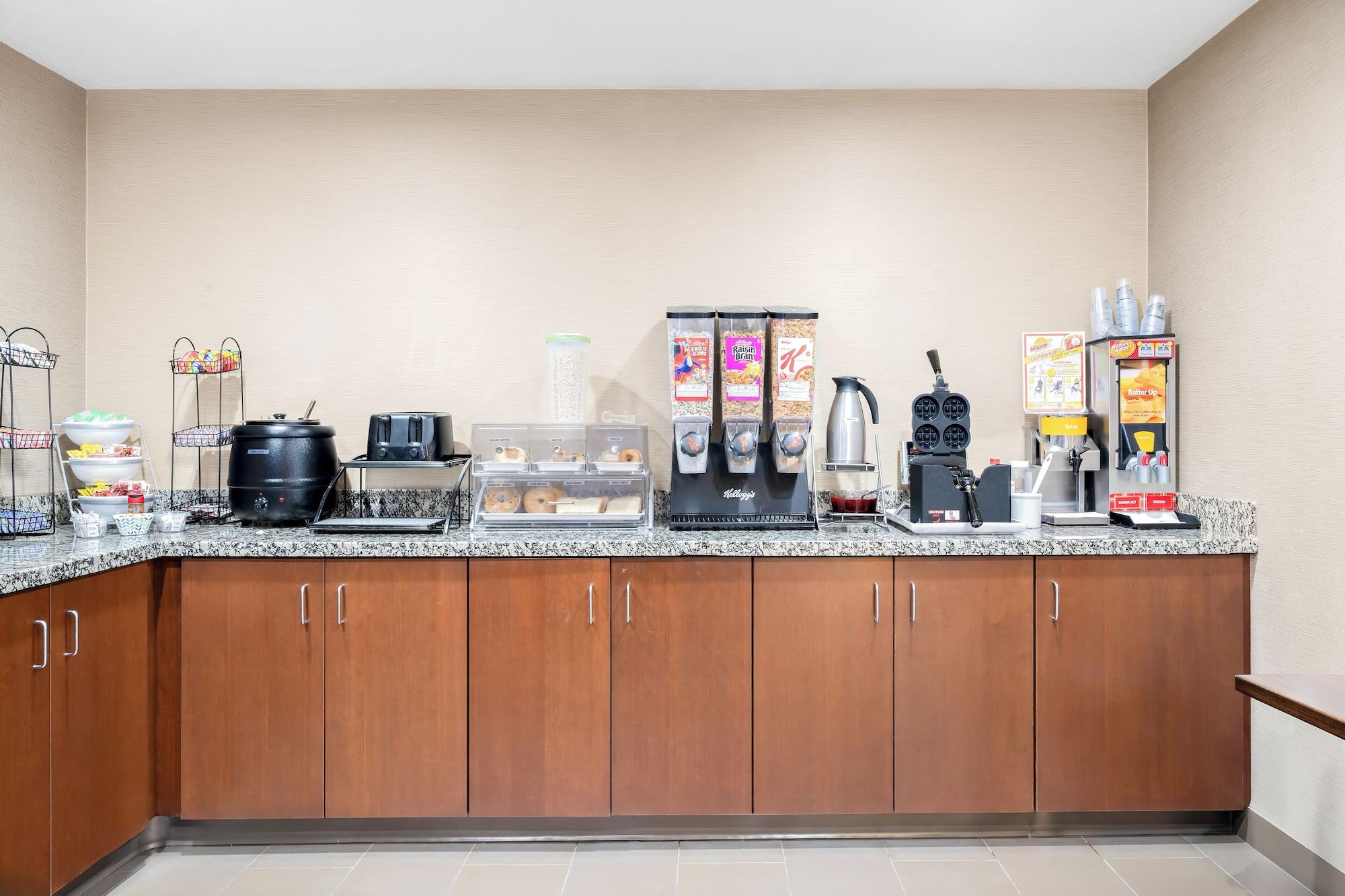 Restaurant Heartland Inn and Suites