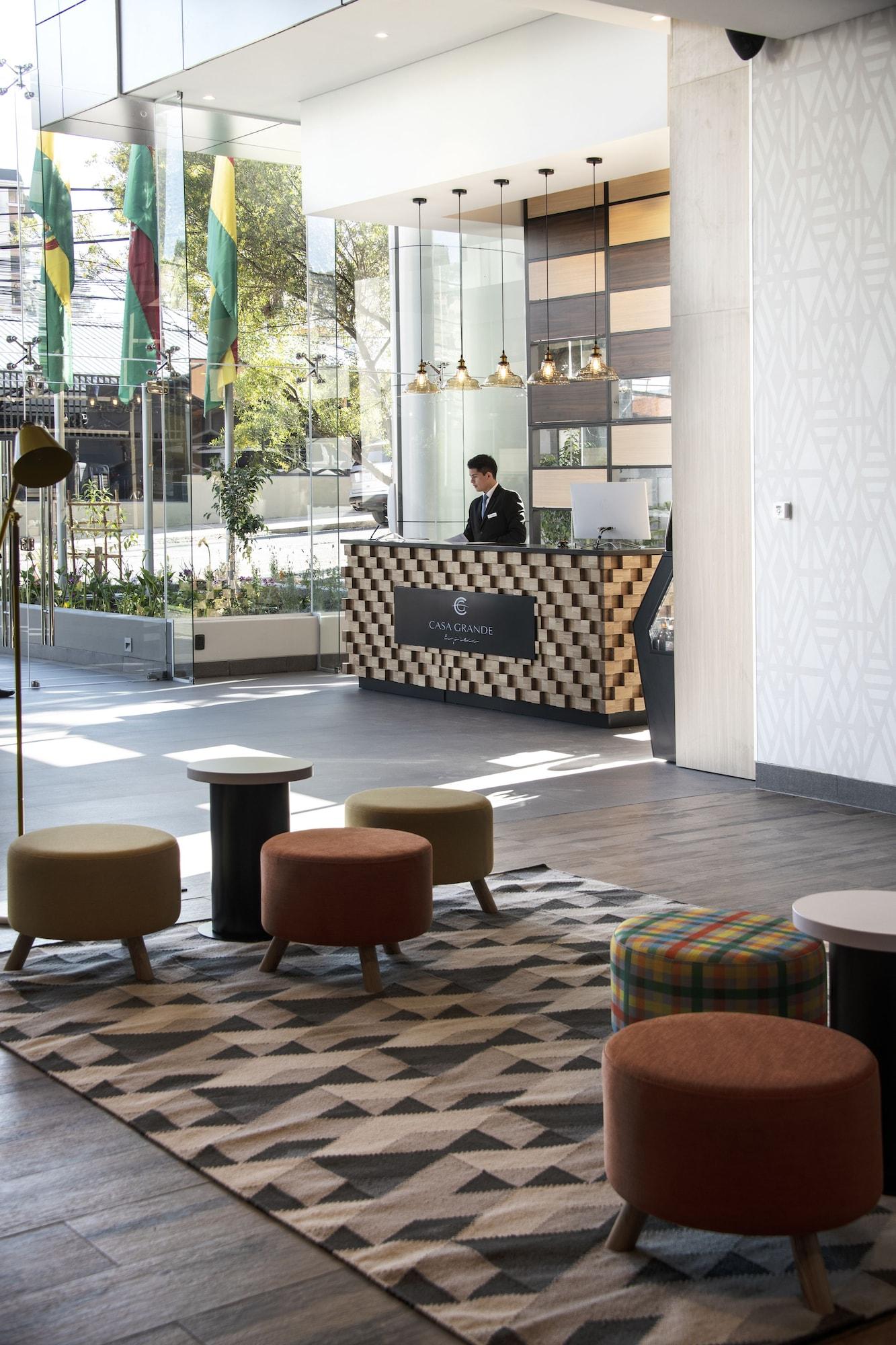 Vista Lobby Casa Grande Express