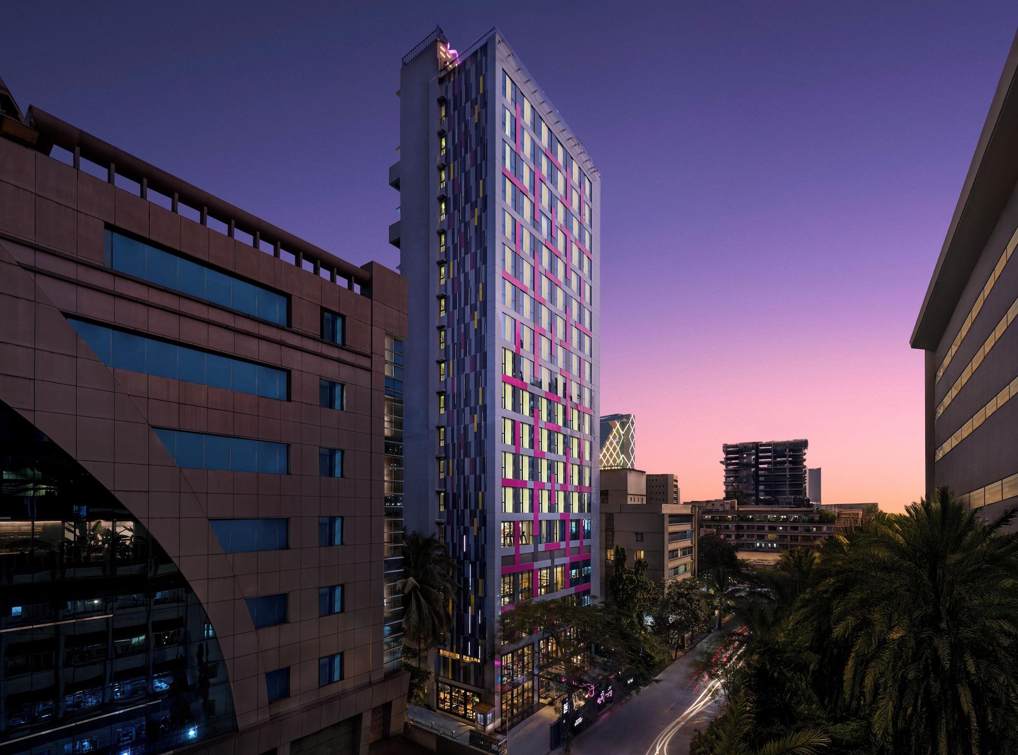 Vista Exterior Moxy Mumbai Andheri West