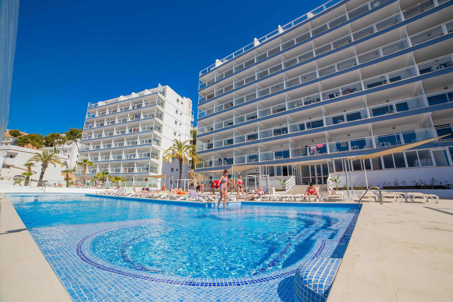 Vista Exterior Pierre & Vacances Mallorca Deya - Recomendado para adultos