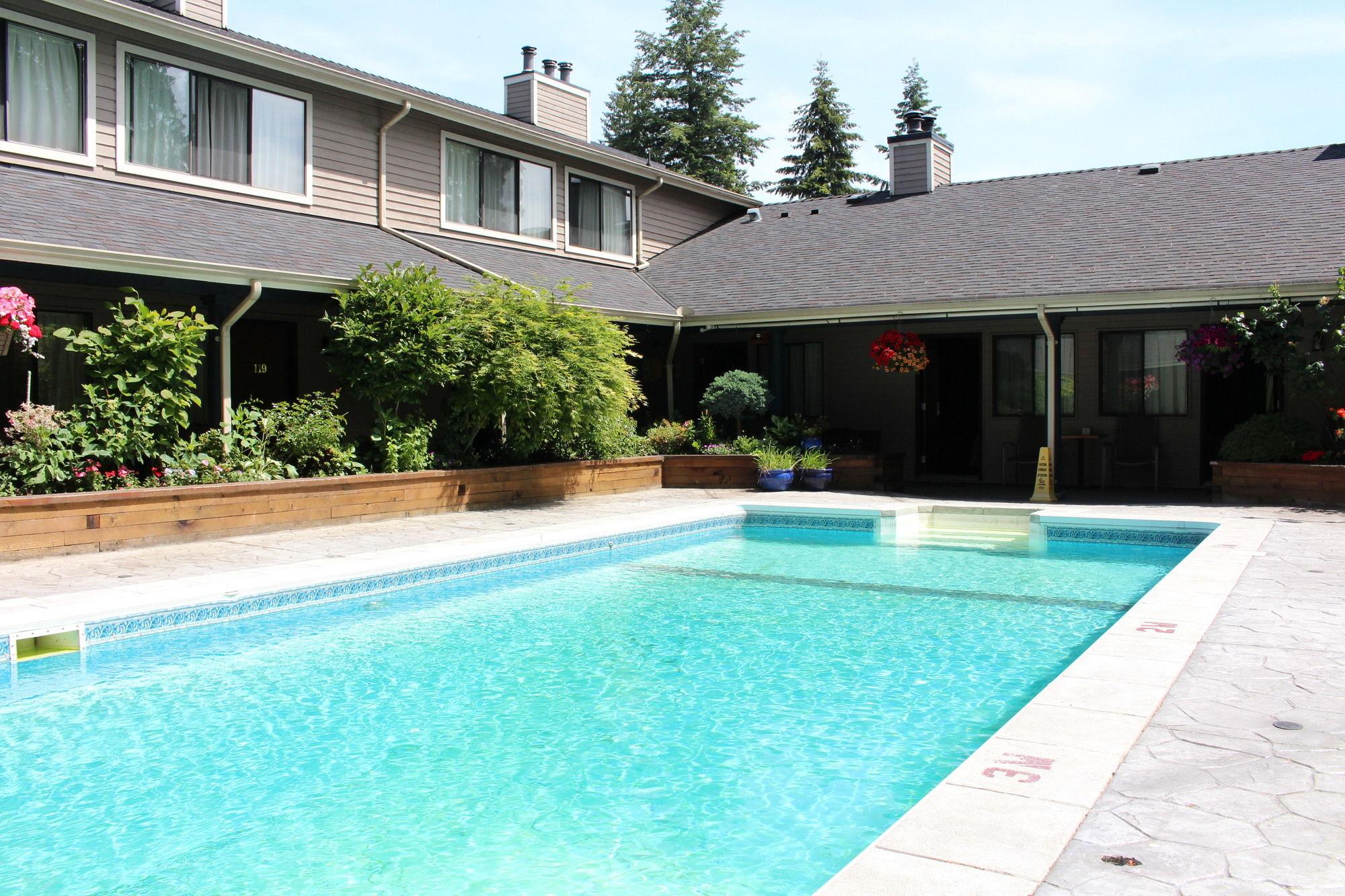 Vista Piscina Sunshine Lodge