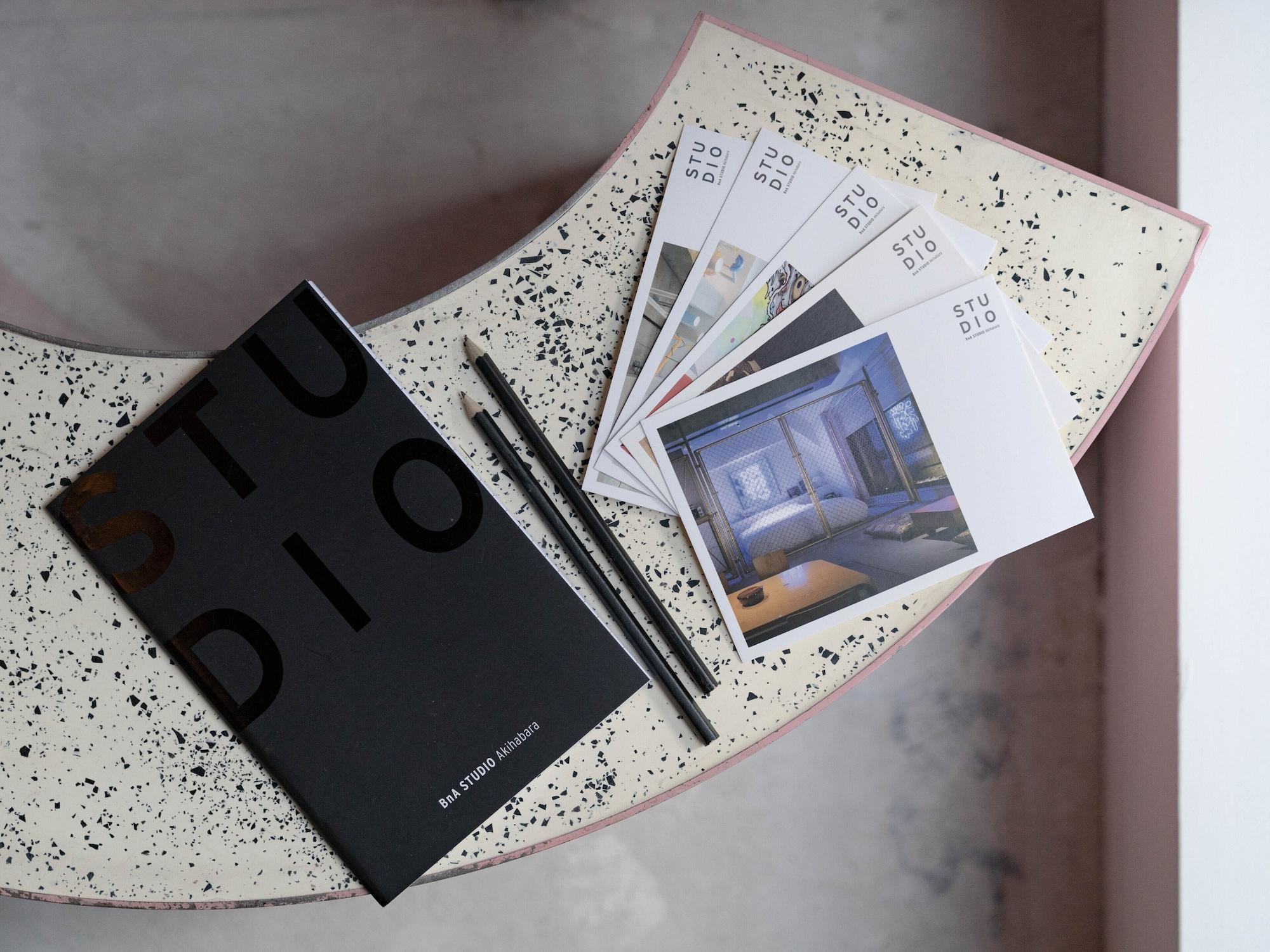 Set de Habitación BnA STUDIO Akihabara