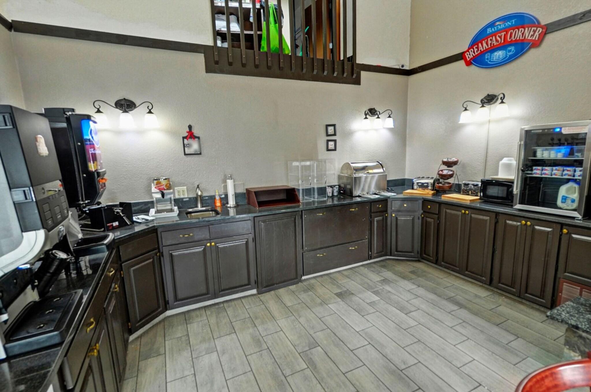 Restaurant Baymont By Wyndham Waupun