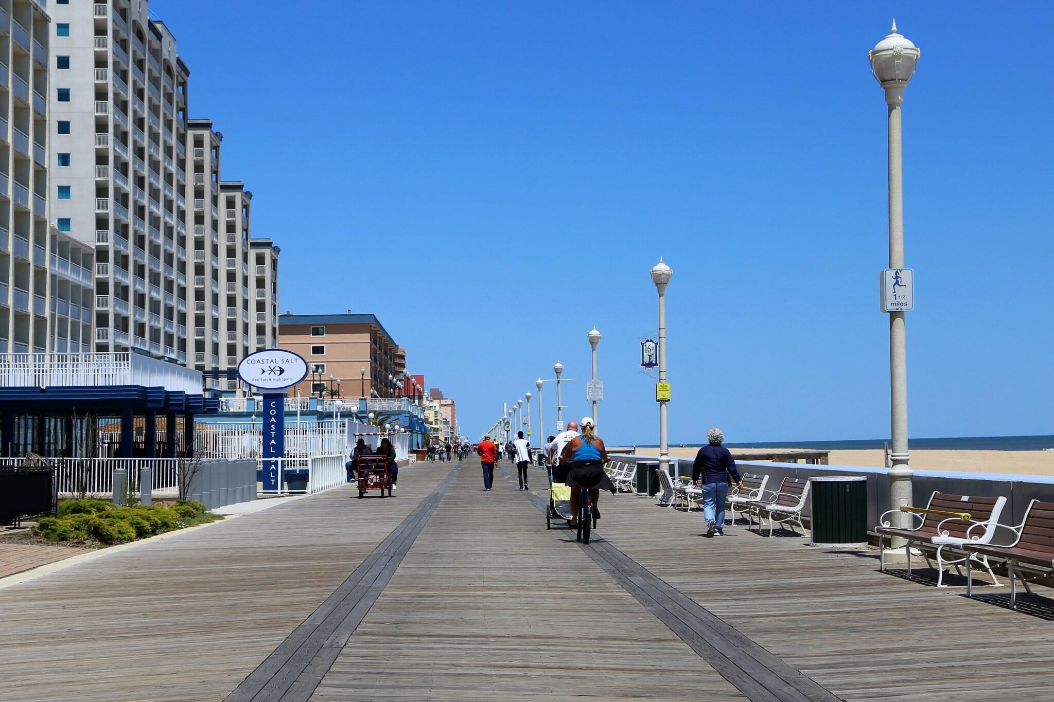 Playa Quality Inn Boardwalk
