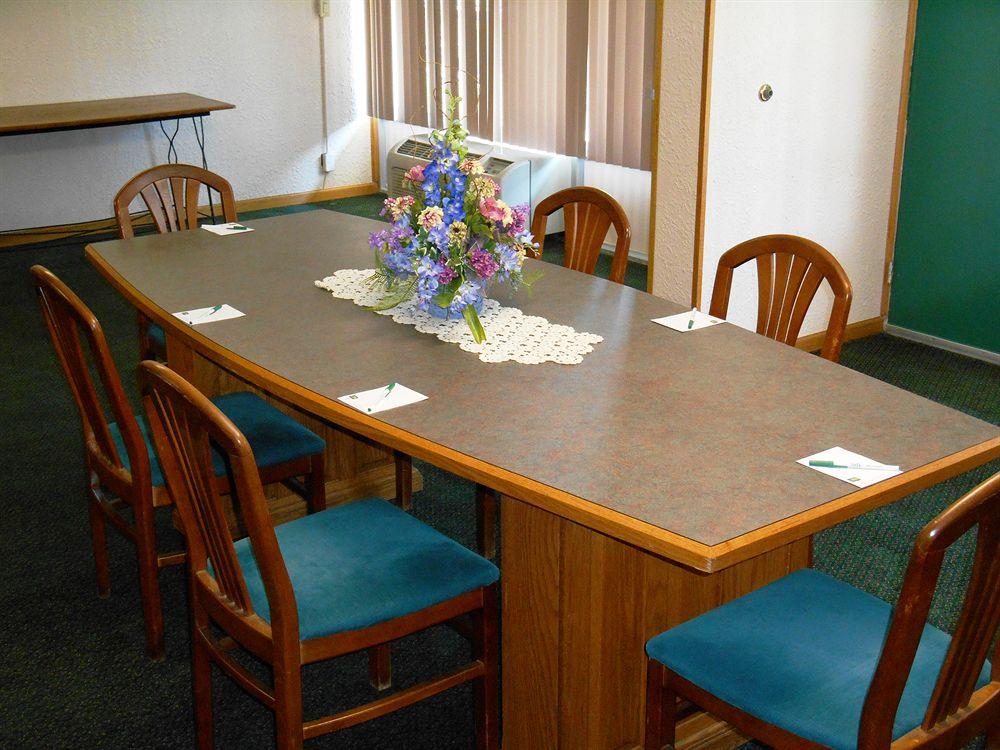 Sala de Reuniones Days Inn by Wyndham Salem, Illinois