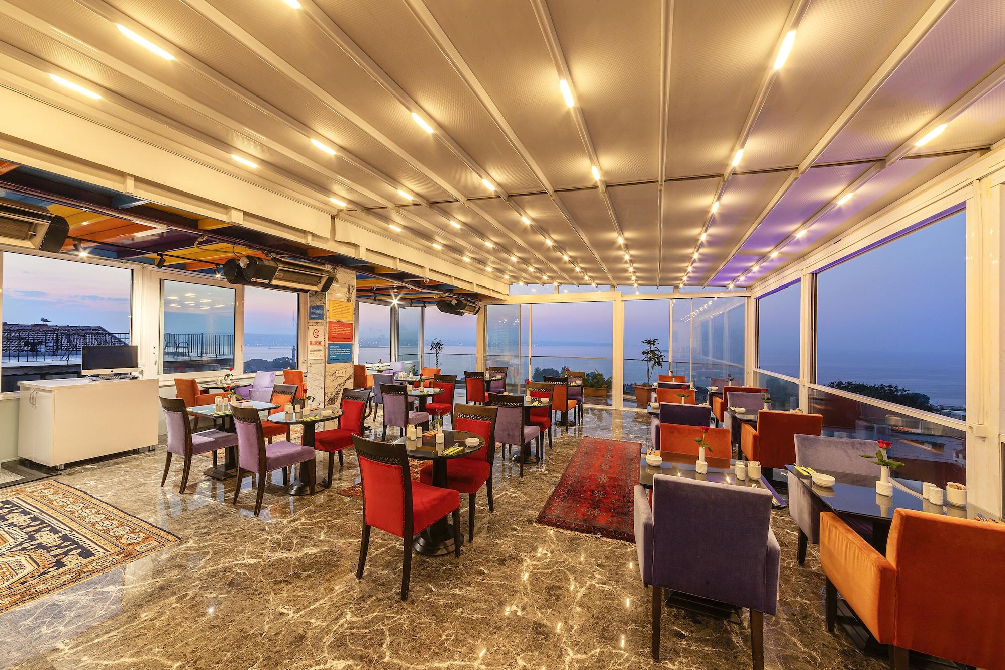 Restaurant The Magnaura Palace Hotel