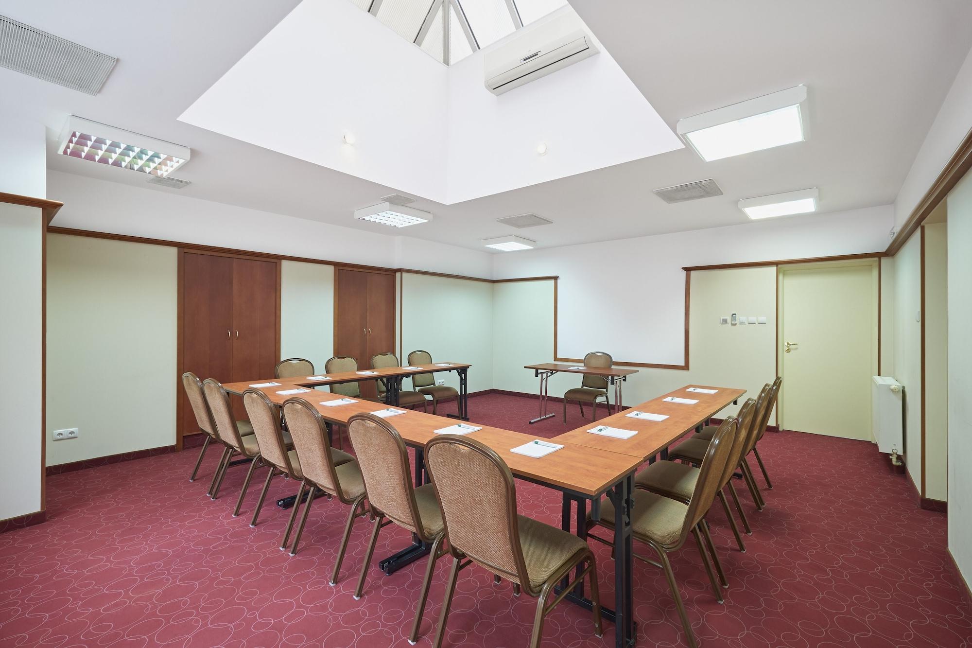 Sala de Reuniones Hotel Hetman