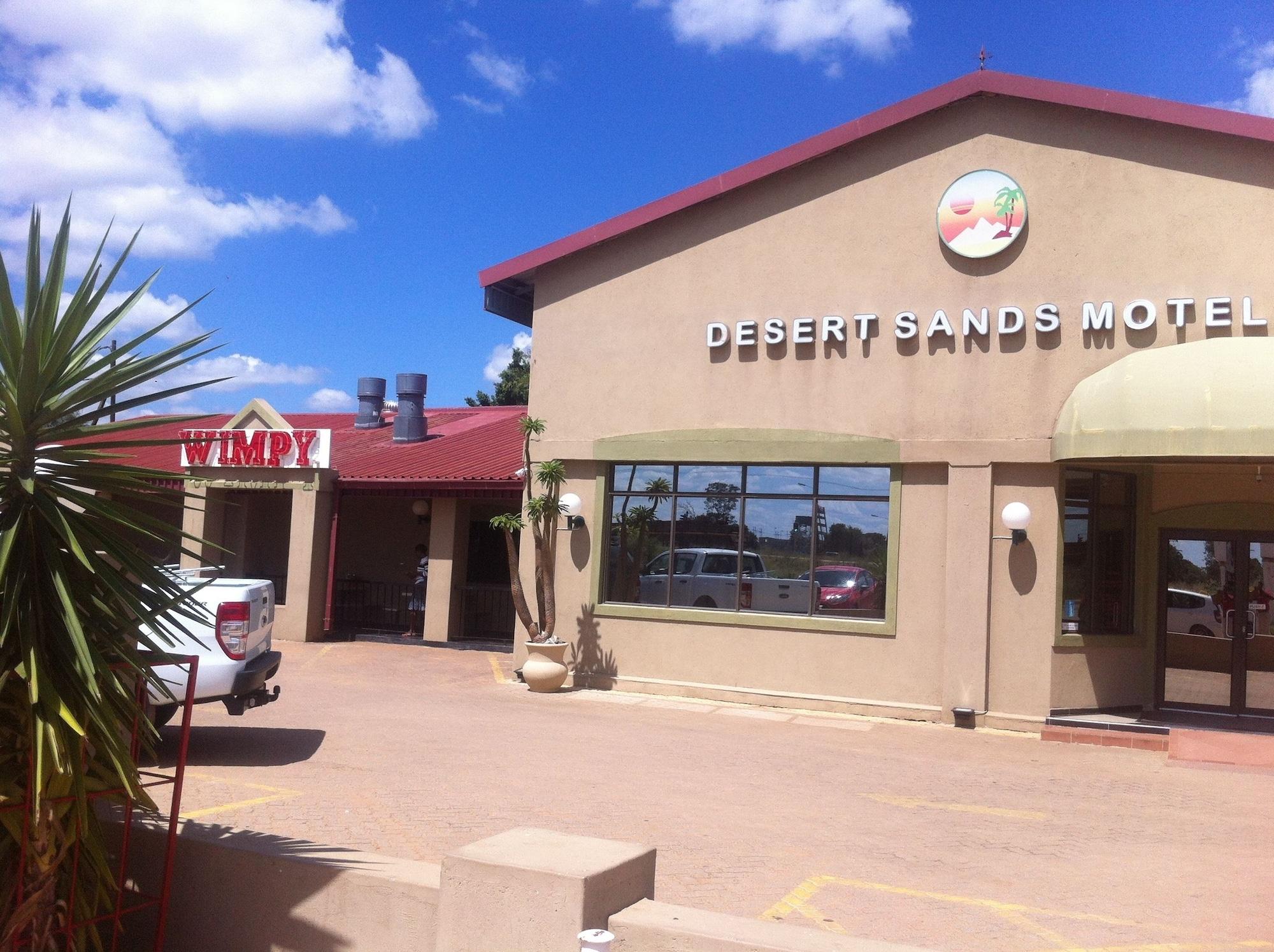 Vista Exterior Desert Sands Motel