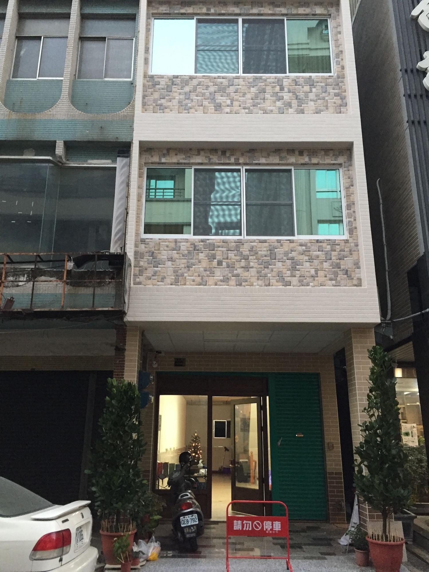 Vista Exterior Traveler Station