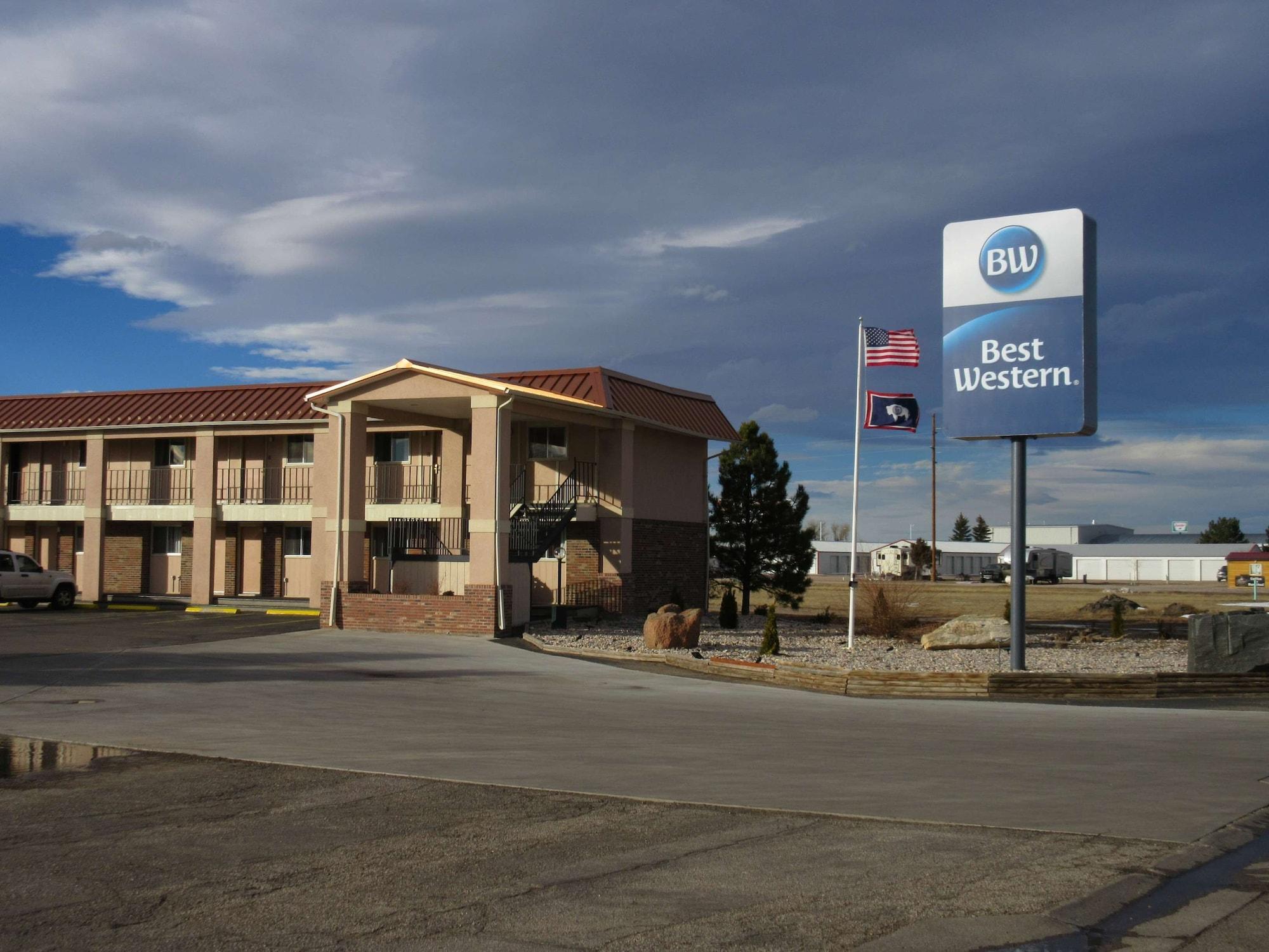 Vista Exterior Best Western Torchlite