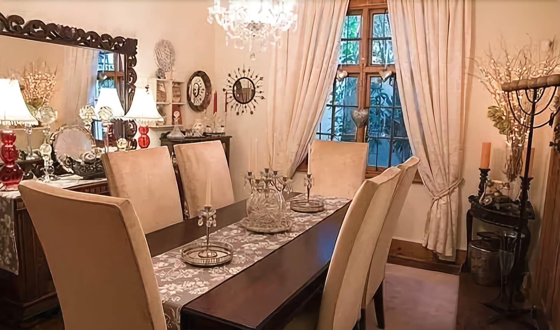 Restaurant 79 On Ridge BNB