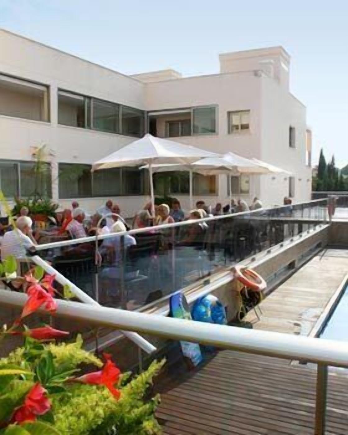 Bar/Salón Albir Palace Apartments