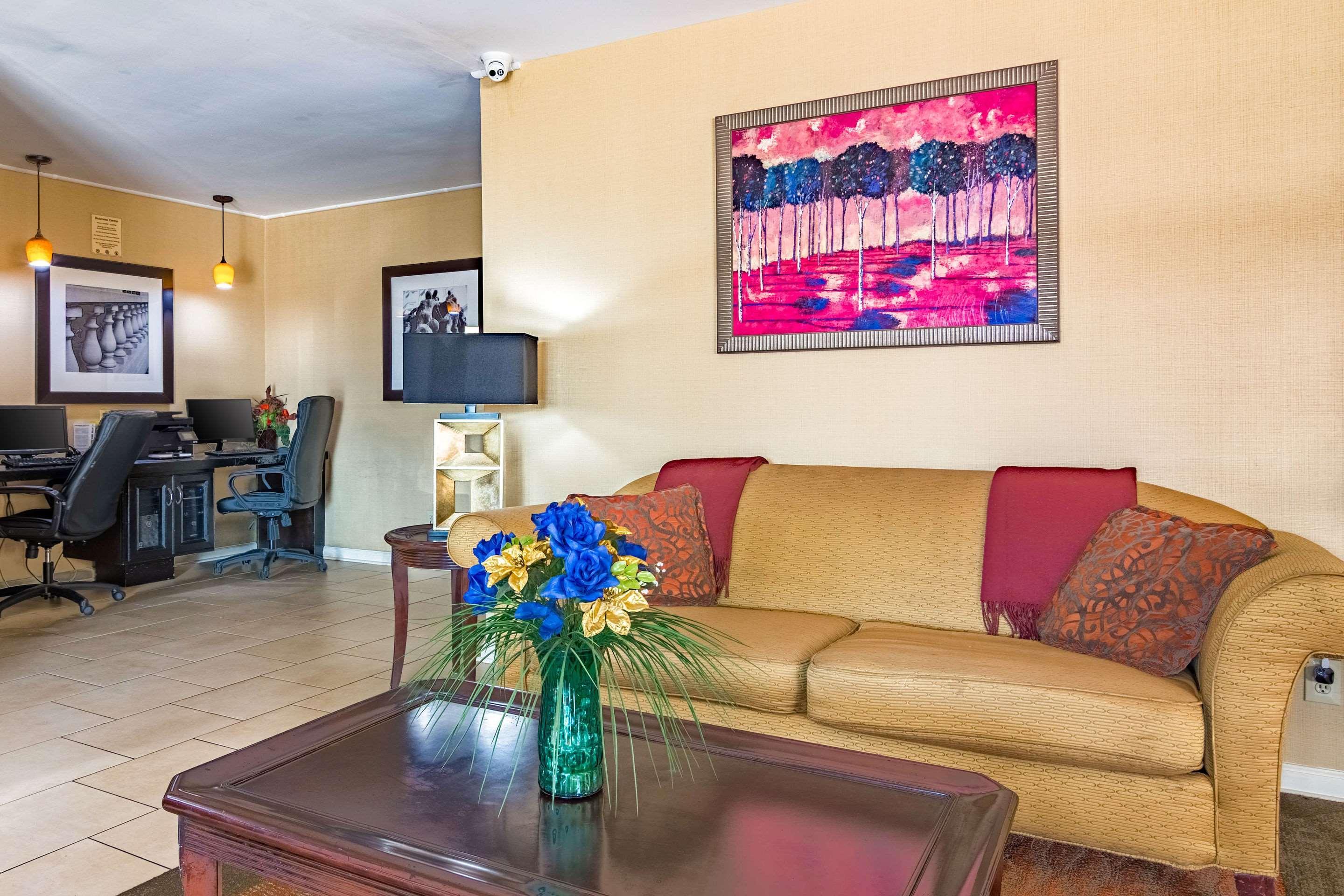 Vista Lobby Quality Inn Columbus near Fort Benning