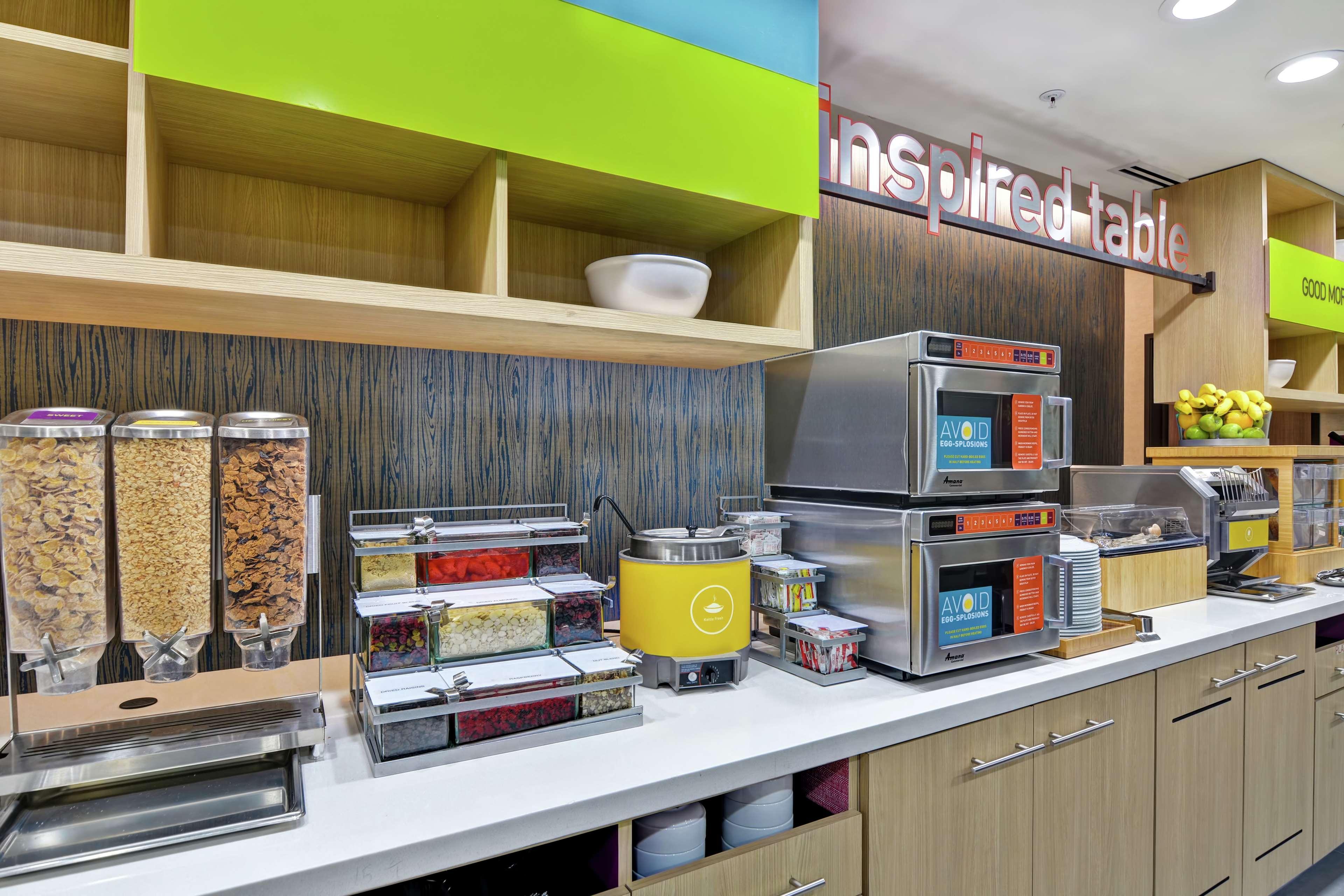 Restaurant Home2 Suites by Hilton Pecos