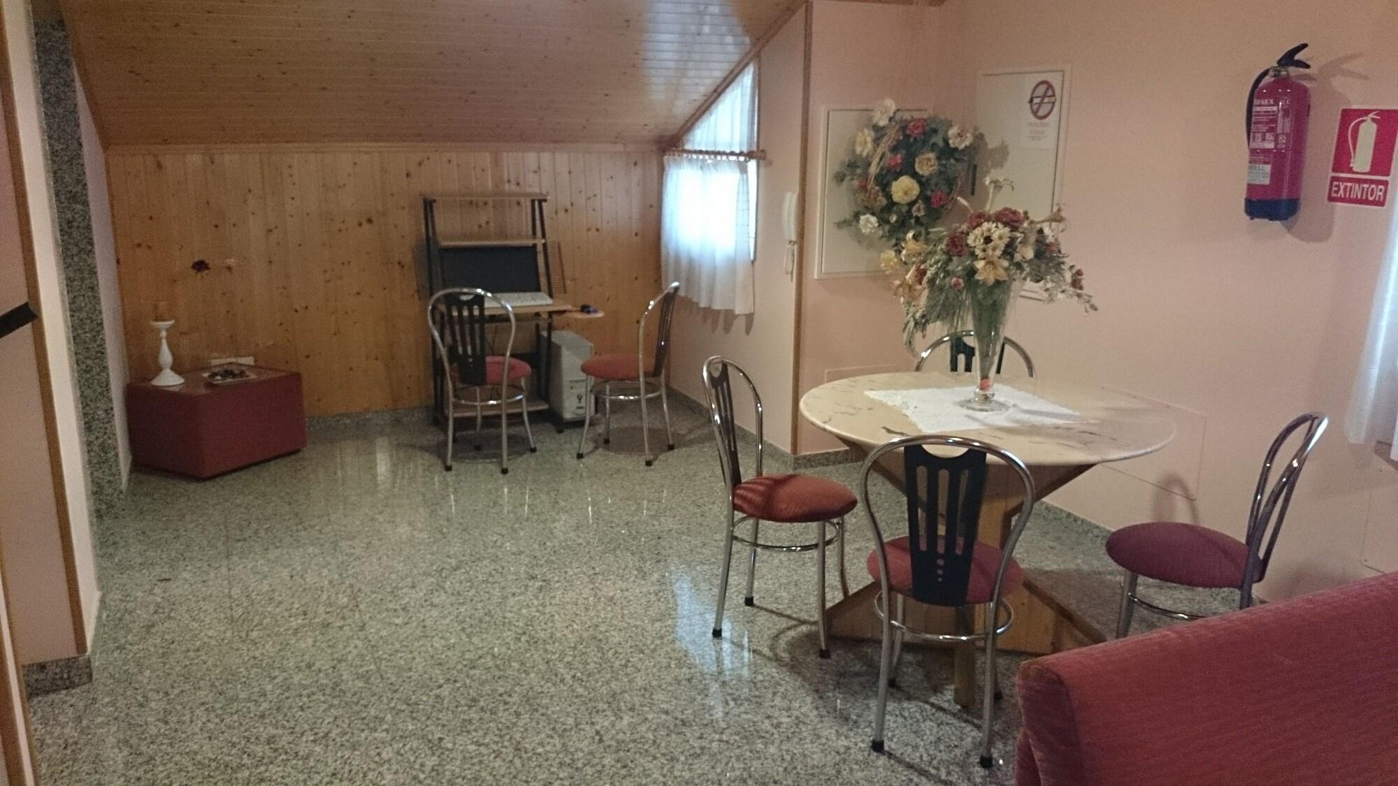 Comodidades del Alojamiento Hotel Valdoviño Express