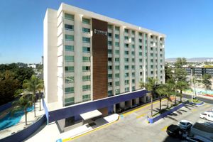Alojamiento - Staybridge Suites Guadalajara Expo by IHG