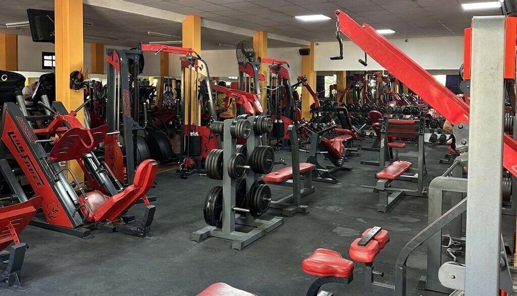 Gimnasio Hotel Neu 354