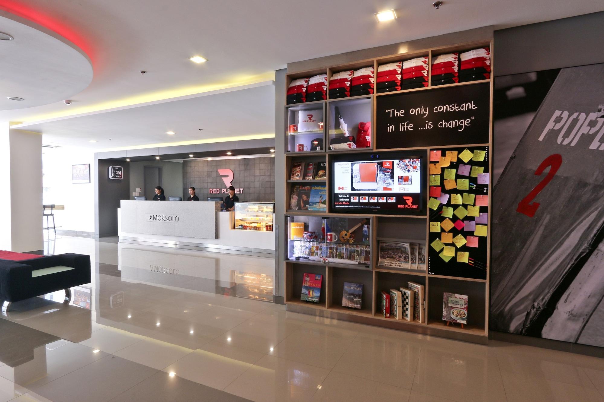 Vista Lobby Red Planet Makati Amorsolo