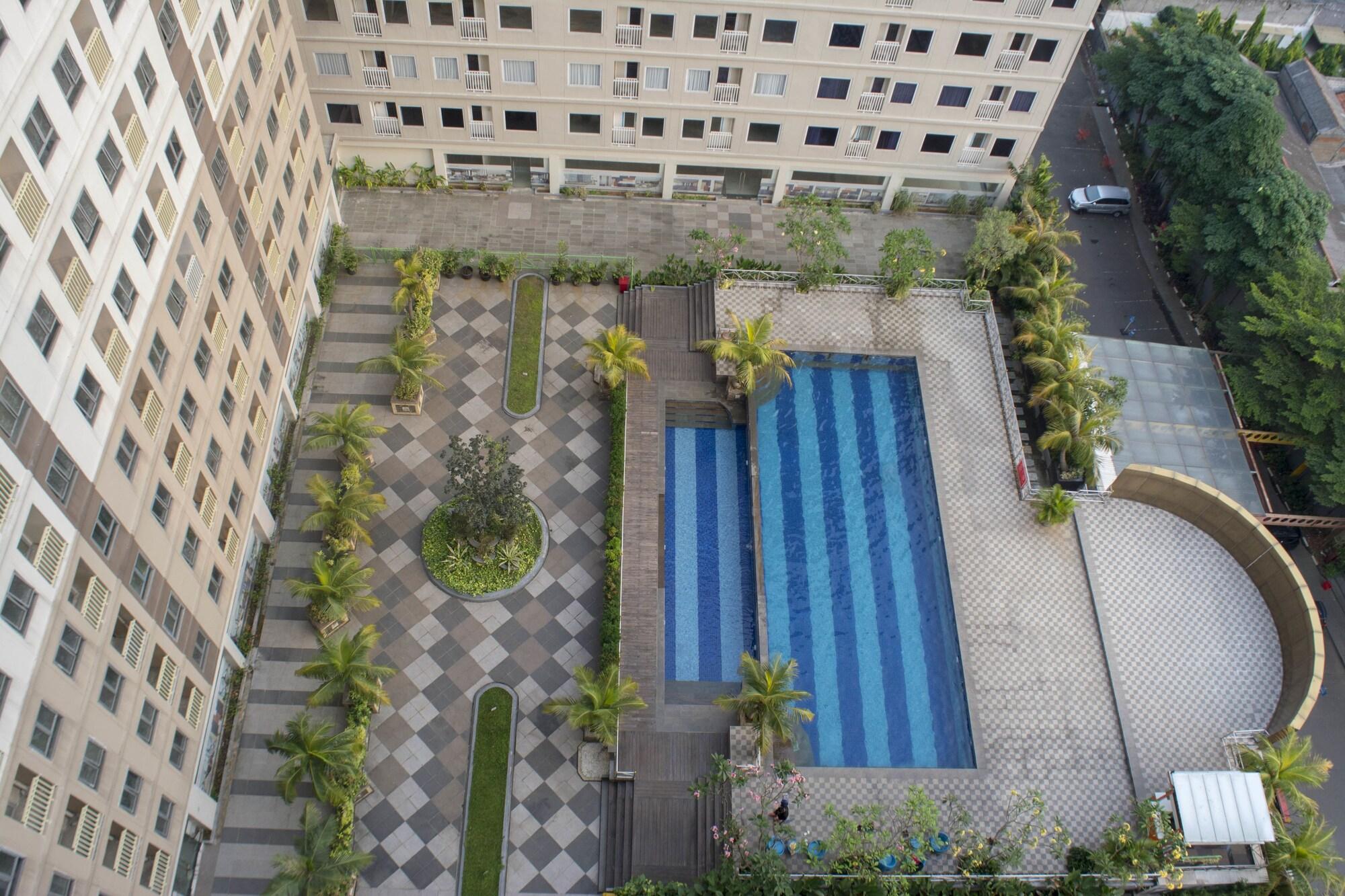 Vista Exterior Titanium Express Homtel