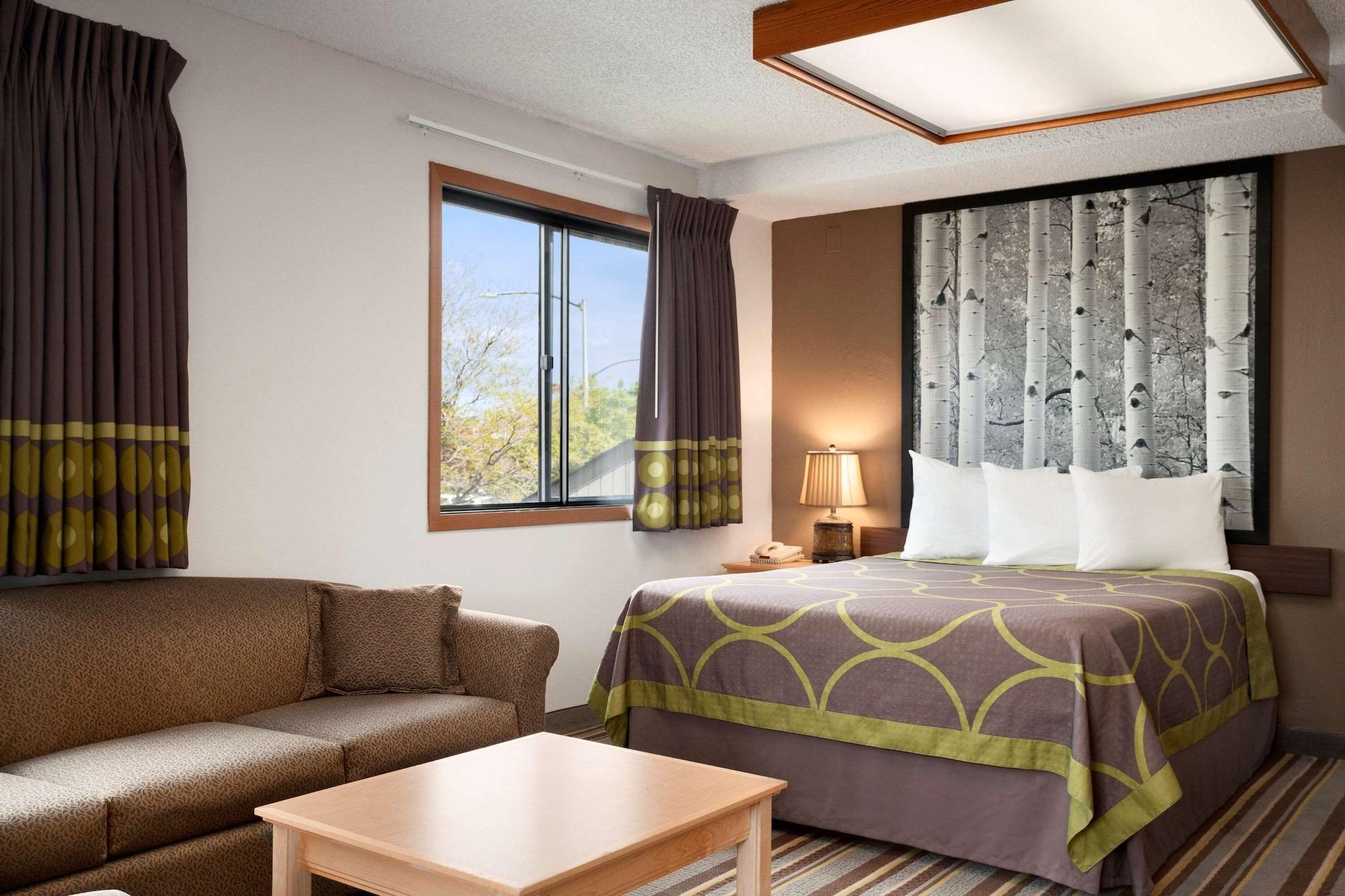 Habitación Super 8 by Wyndham Westminster Denver North