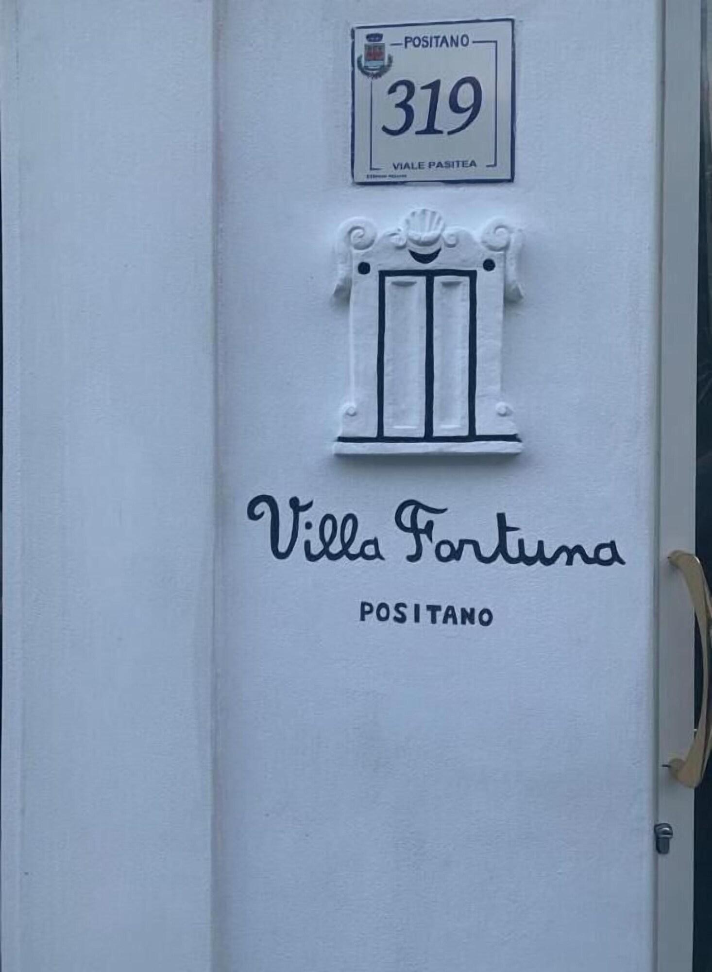 Vista Exterior Villa Fortuna
