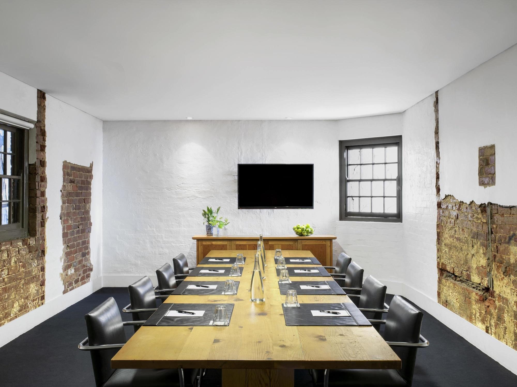 Sala de Reuniones Peppers Gallery Hotel Canberra