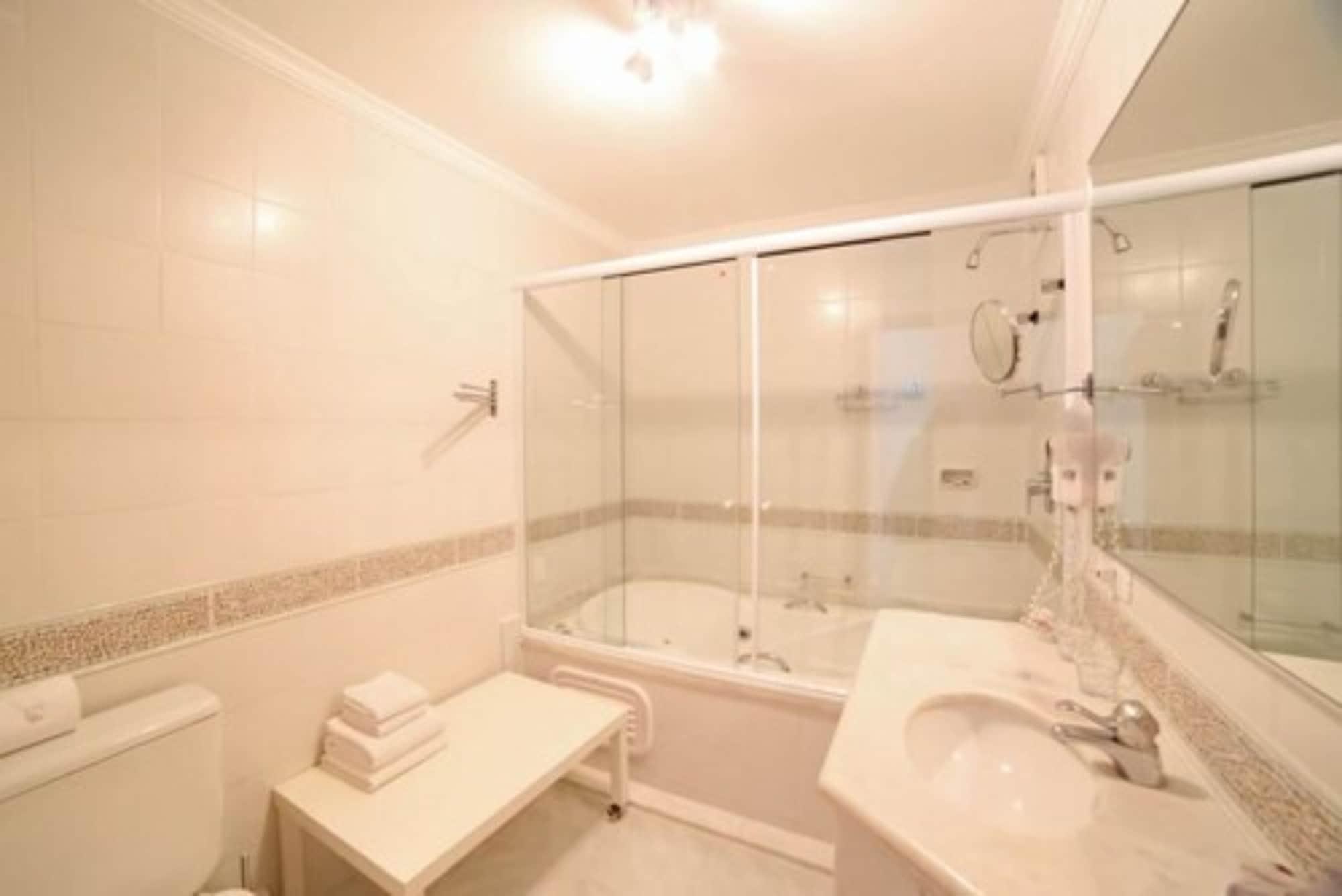 Equipamiento de Habitación Pousada Villa Capivary