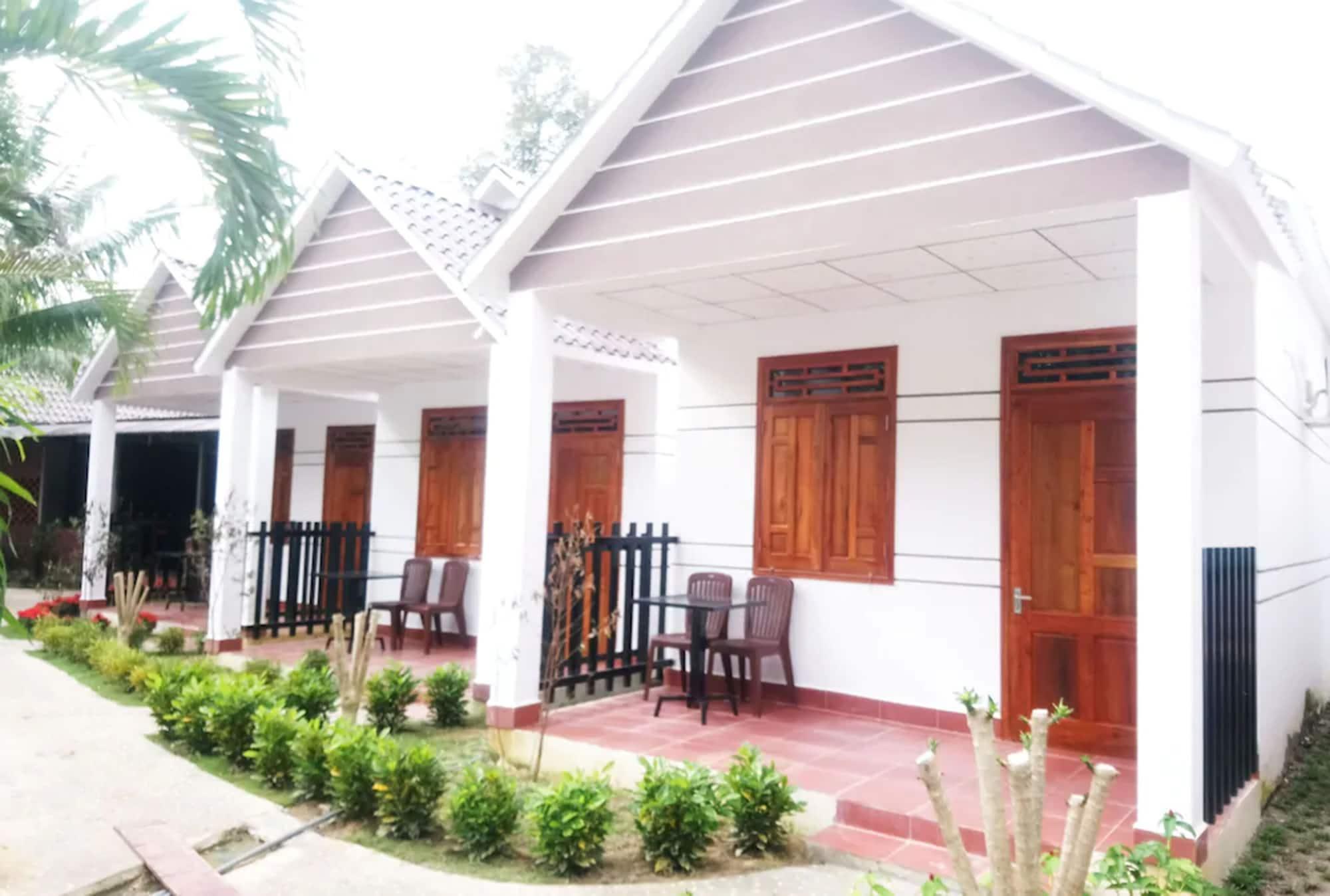 Vista Exterior Hien Minh Bungalow