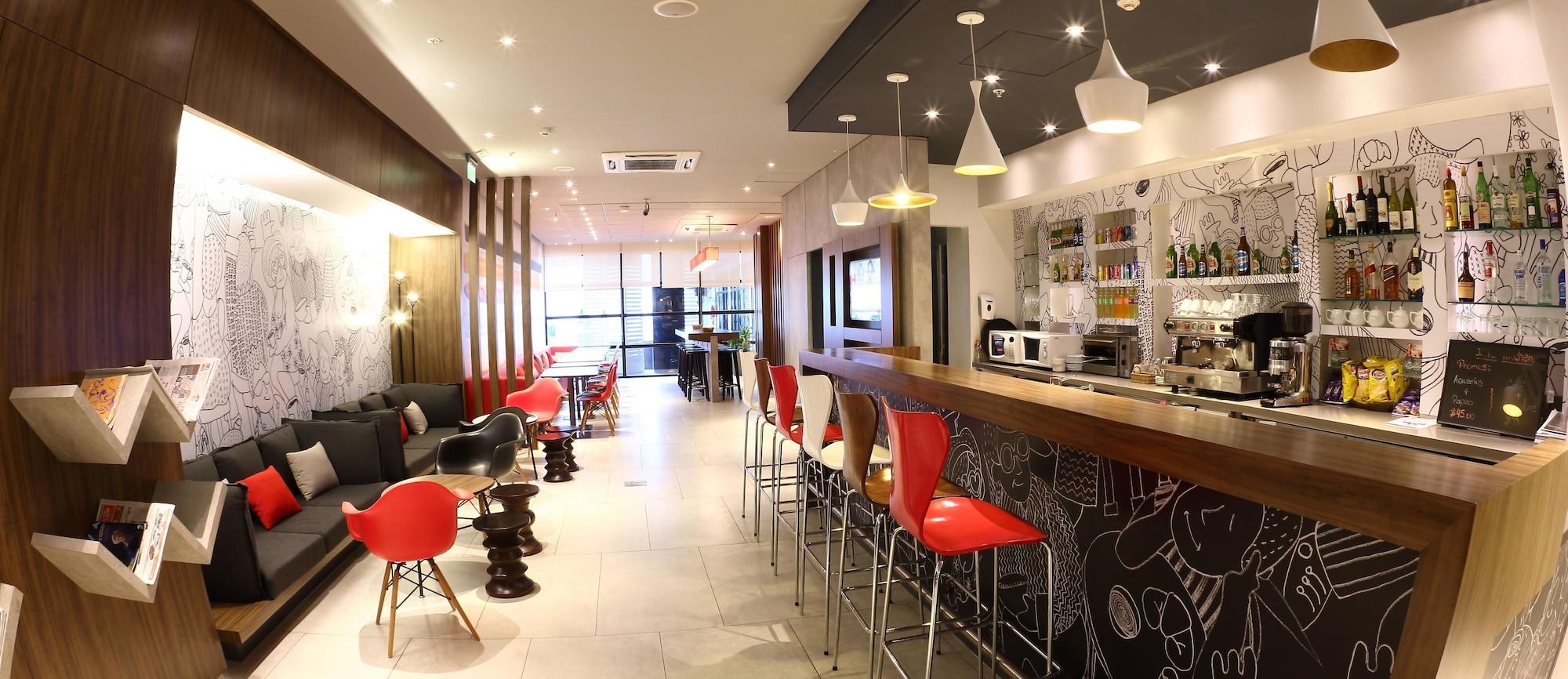 Bar/Salón ibis Buenos Aires Obelisco
