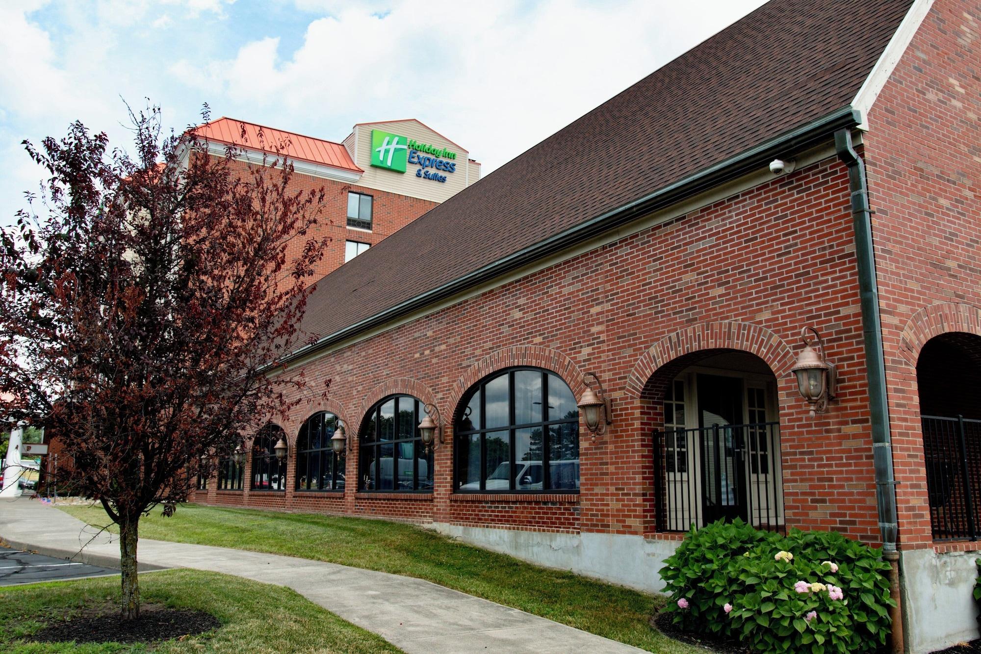 Vista Exterior Holiday Inn Express & Suites Albany Airport Area - Latham by IHG