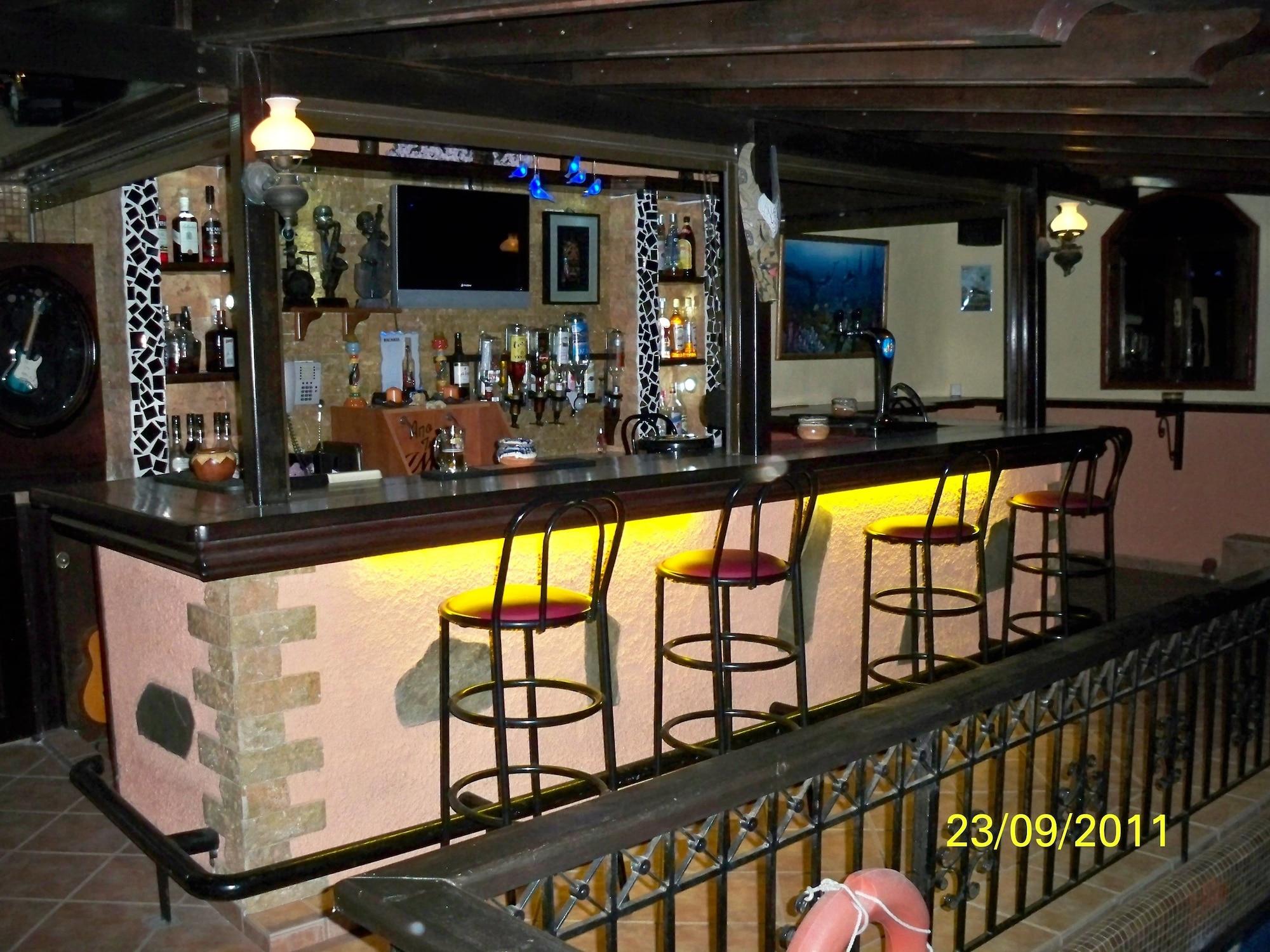 Bar/Salón Hotel Mary