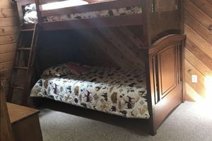 Alquiler Vacacional - Beautiful Ski Chalet in Wilmington, Vermont with Clubhouse Amenities!
