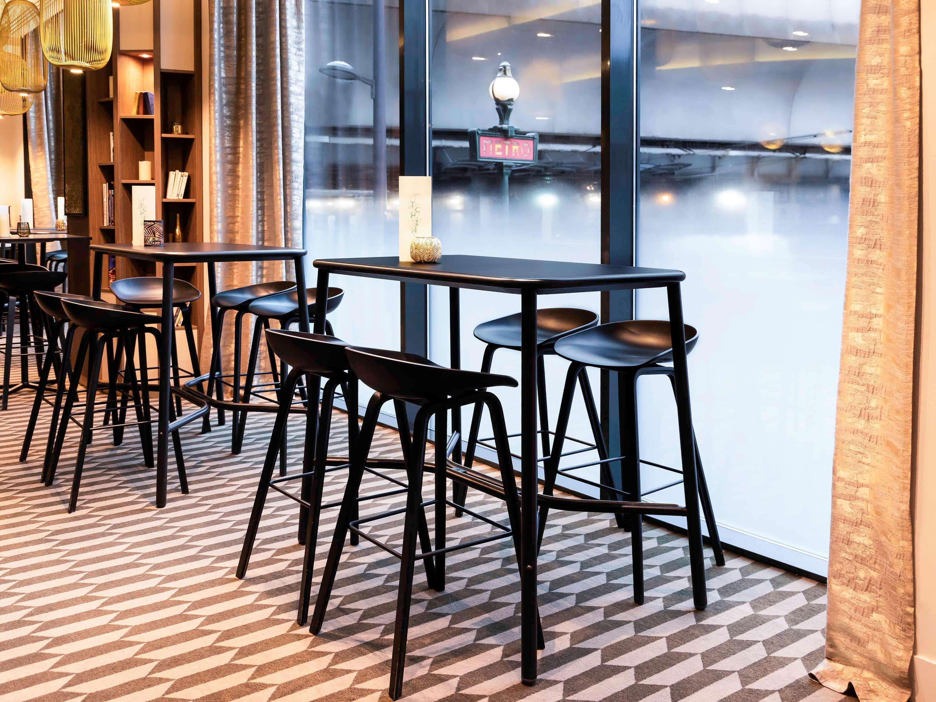 Vista Lobby Novotel Suites Paris Expo Porte de Versailles