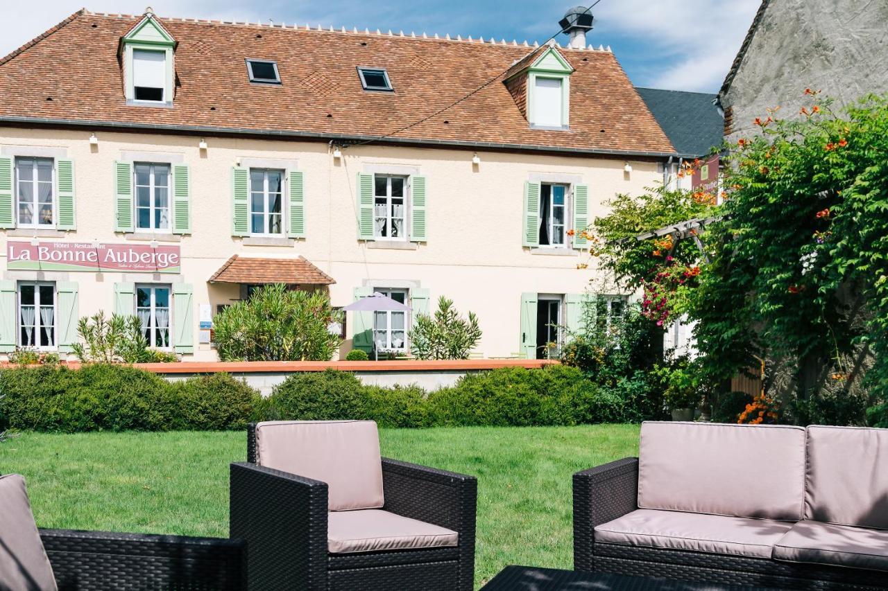 Vista Exterior La Bonne Auberge