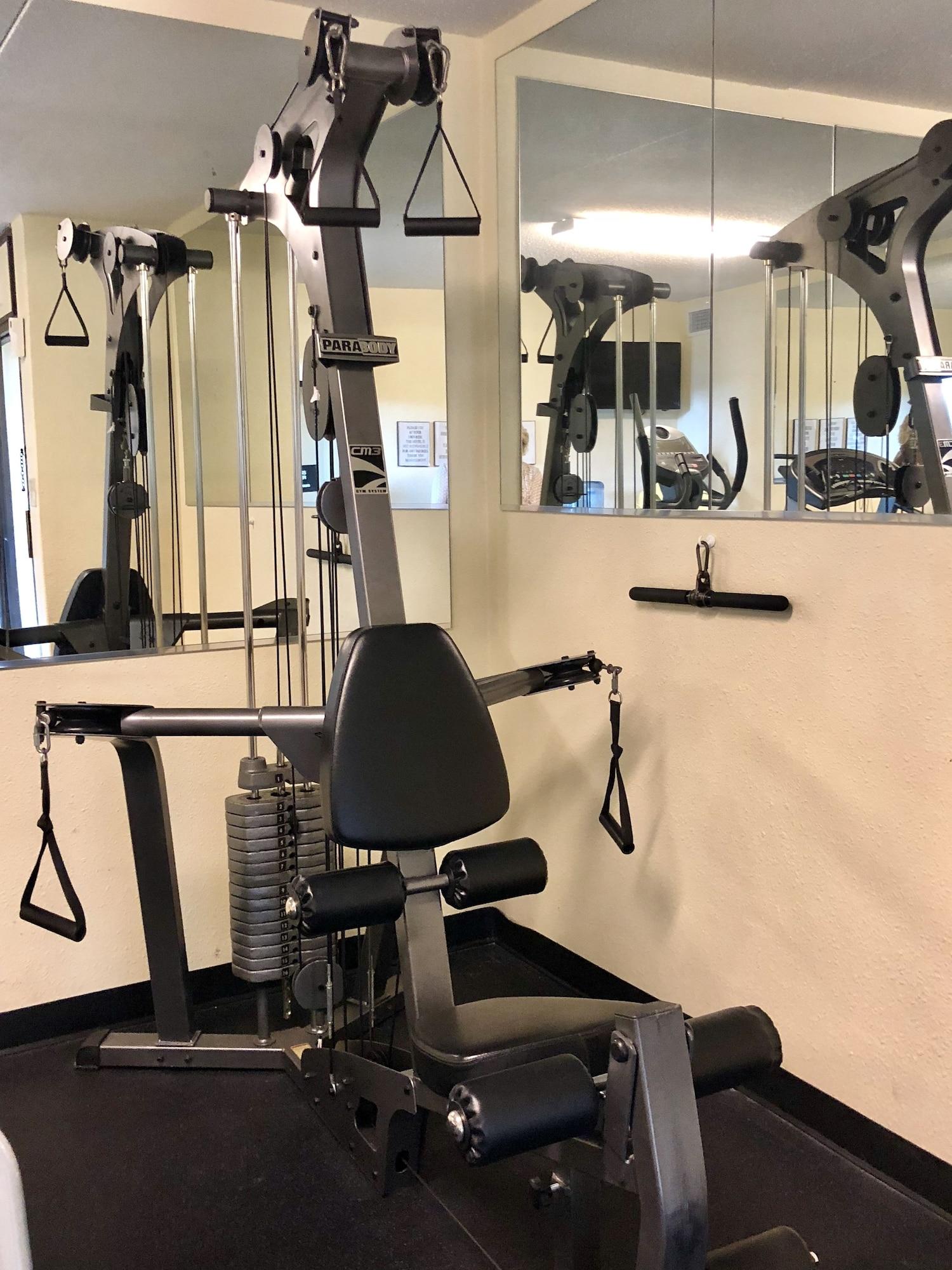 Gimnasio Super 8 by Wyndham Valdosta Mall