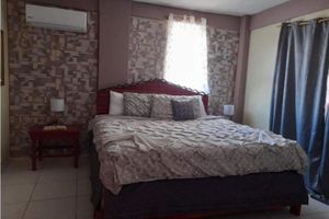 Alquiler Vacacional - La Delphina Bed and Breakfast Bar and Grill King Room