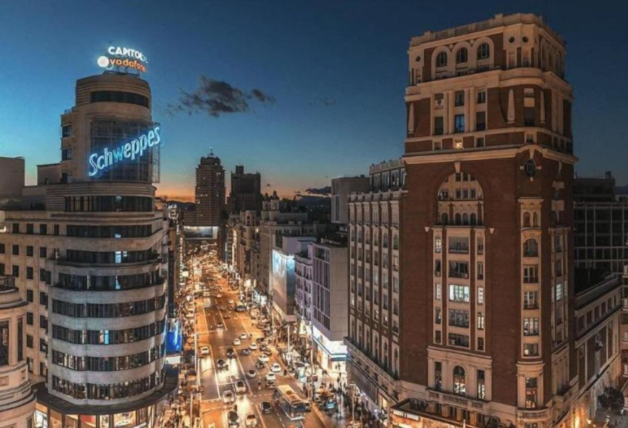 Varios Éxito en Madrid