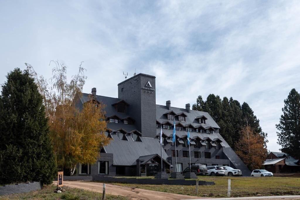 Varios Amérian Aluminé