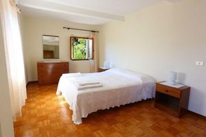 Renta temporal - DISCOUNTED PRICE. 1-30 September. Only max of 4 guests (2 bedrooms) & no pool.