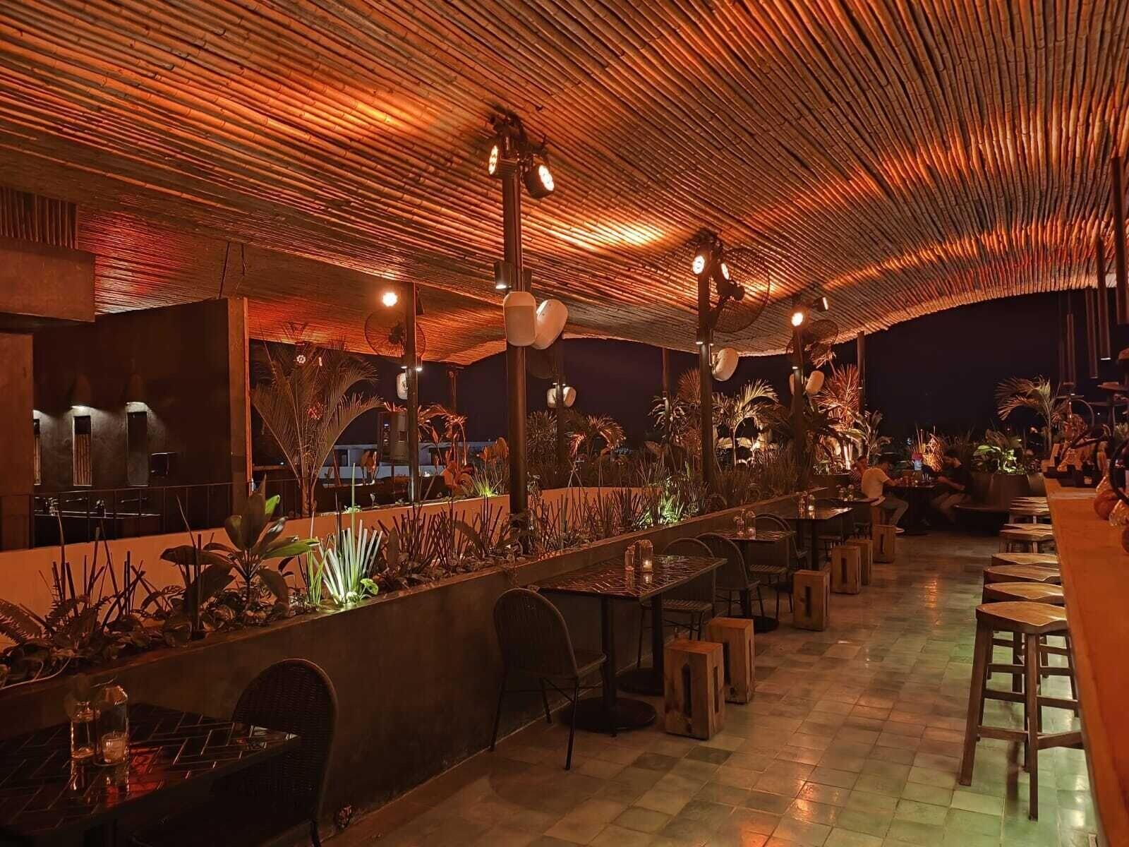 Bar/Salón Downtown Tulum Hotel
