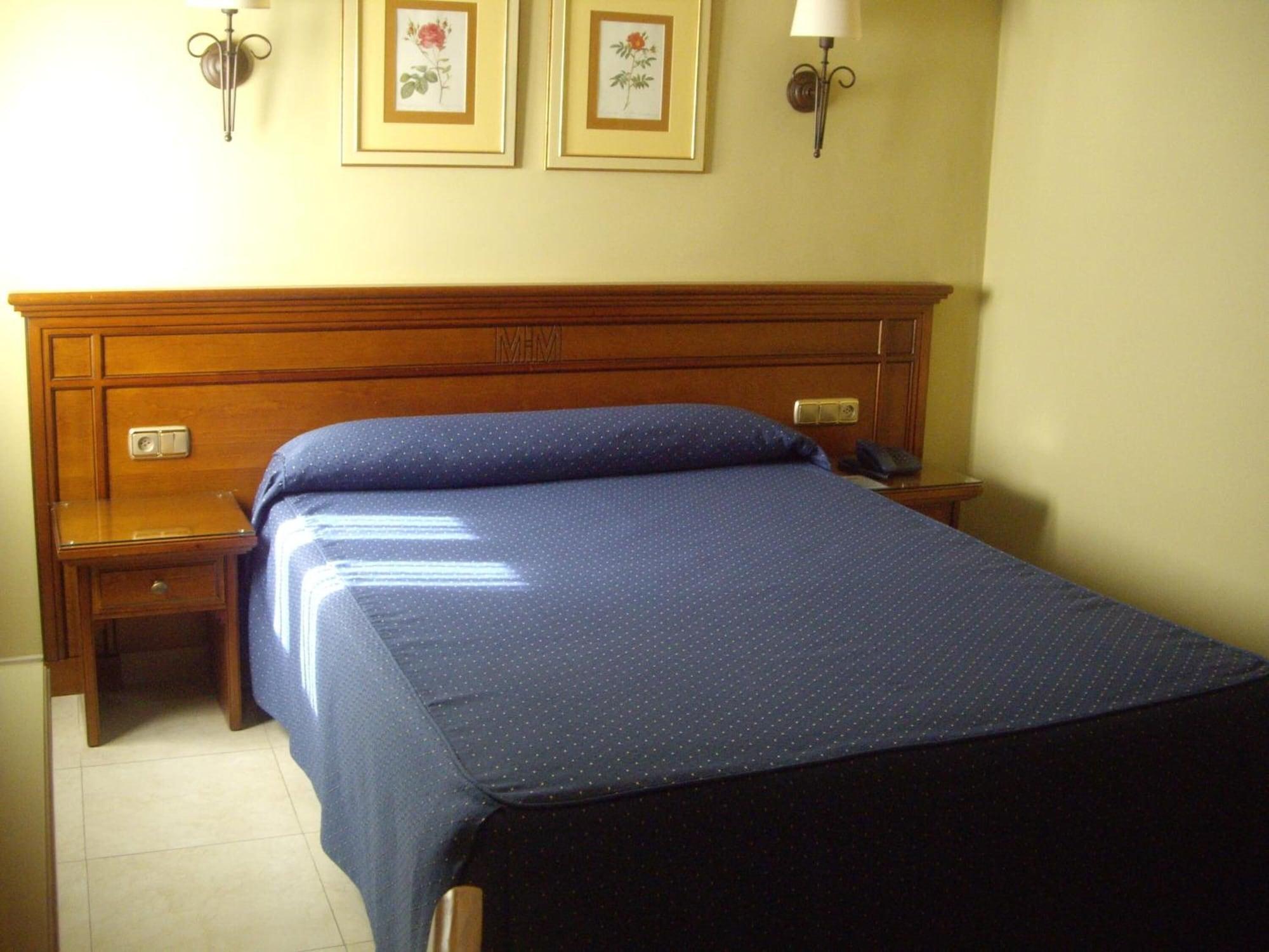 Habitación Hotel Manolo Mayo
