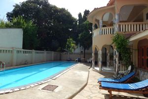 Alojamiento - Leinmach House, Nyali