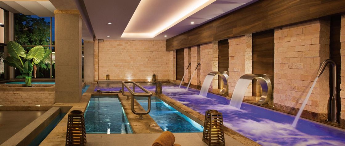 Club infantil y áreas de juego