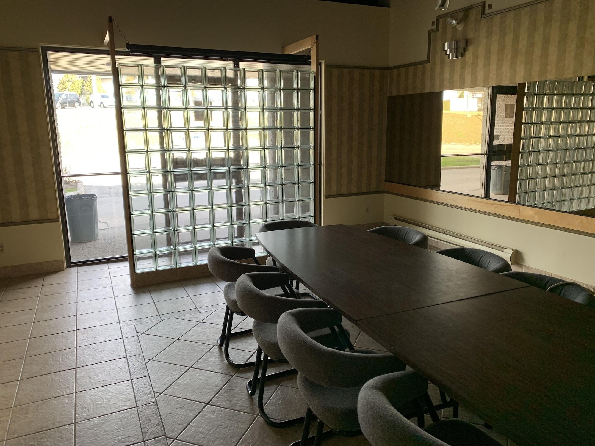 Sala de Reuniones Motel Chute Des Pères