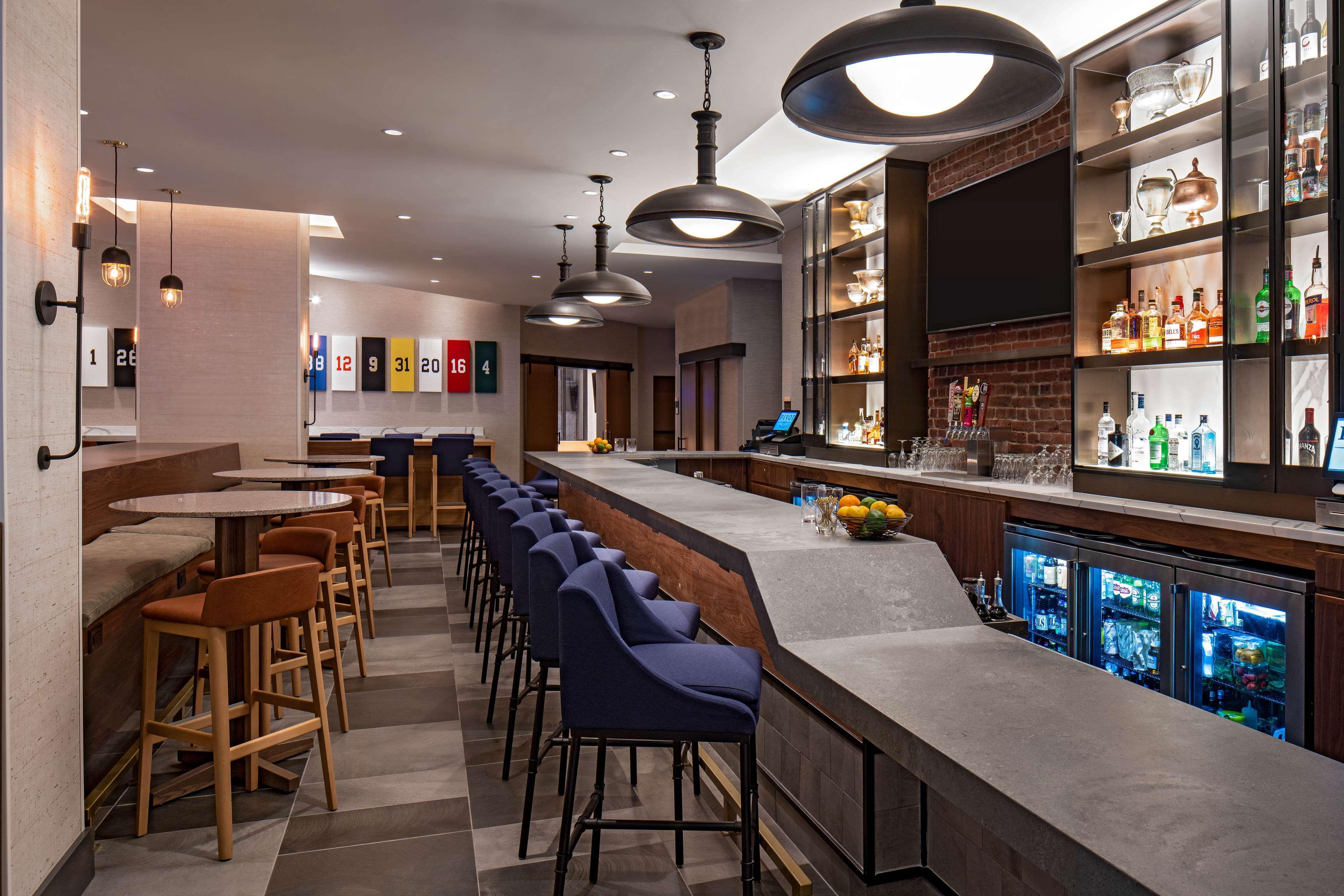 Bar/Salón Hyatt Place Indianapolis Downtown