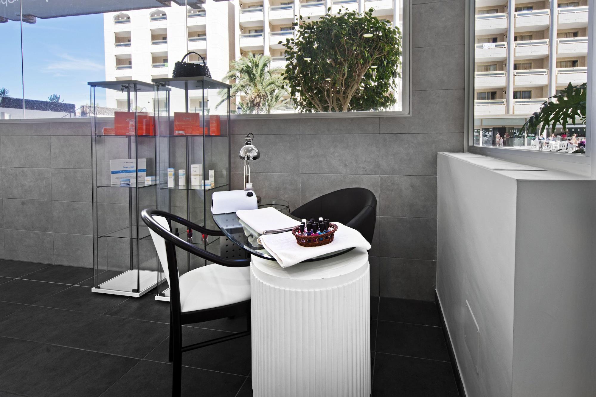 Spa Kn Aparthotel Columbus