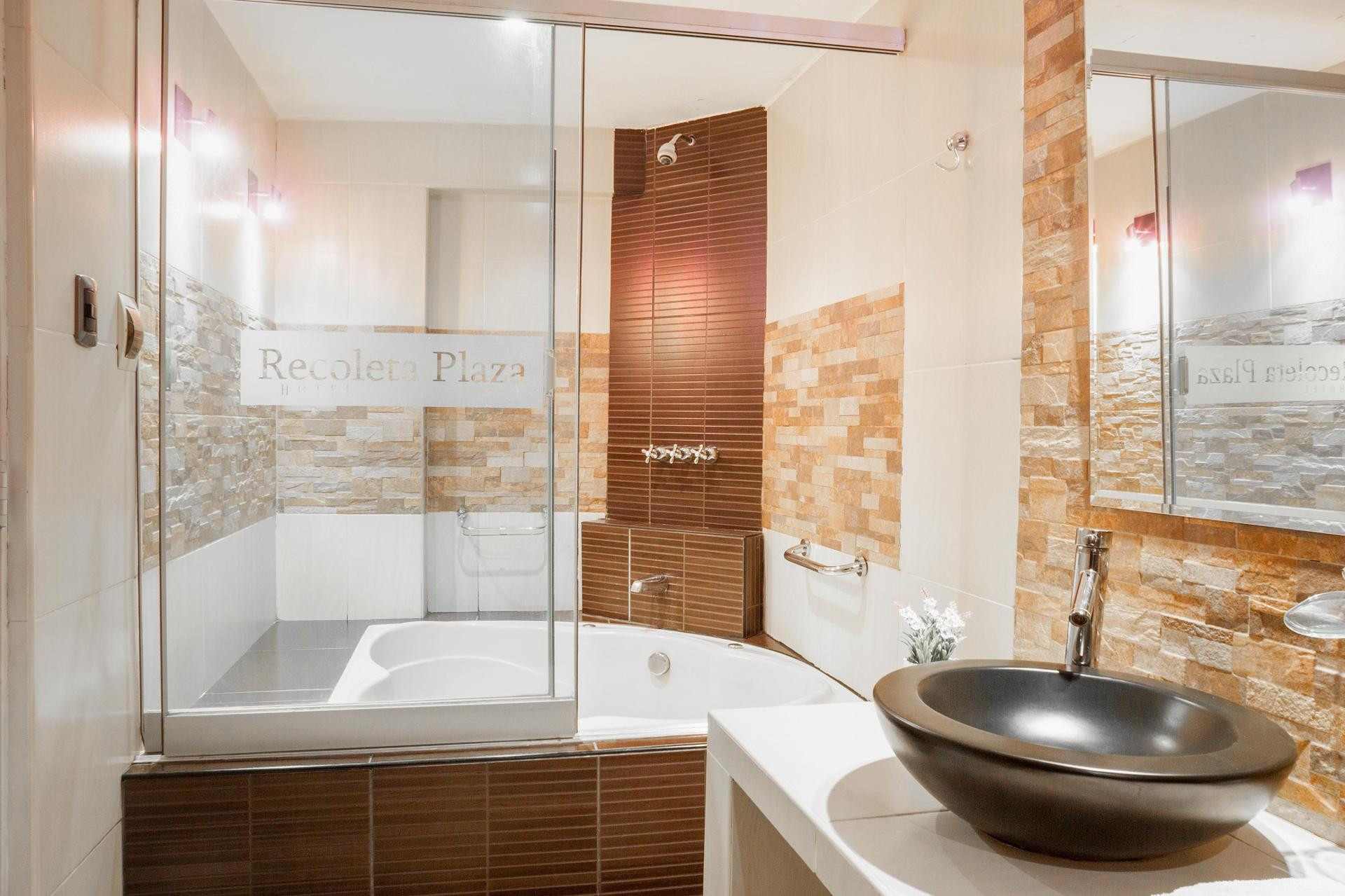 Baño Imagen Plaza Hotel